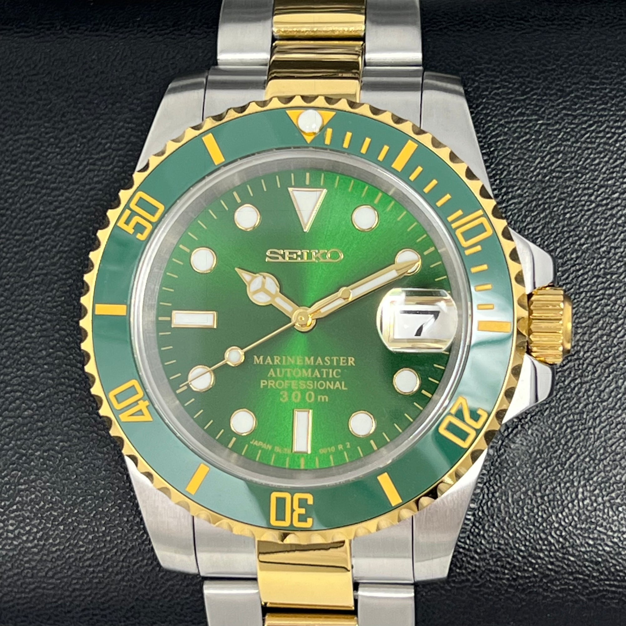 Custom Two Tone Hulk Sub Watch - Green Sunburst Green Bezel | Gold and Stainless Steel Sport | Sapphire Crystal | NH35 Movement | Watch Mod