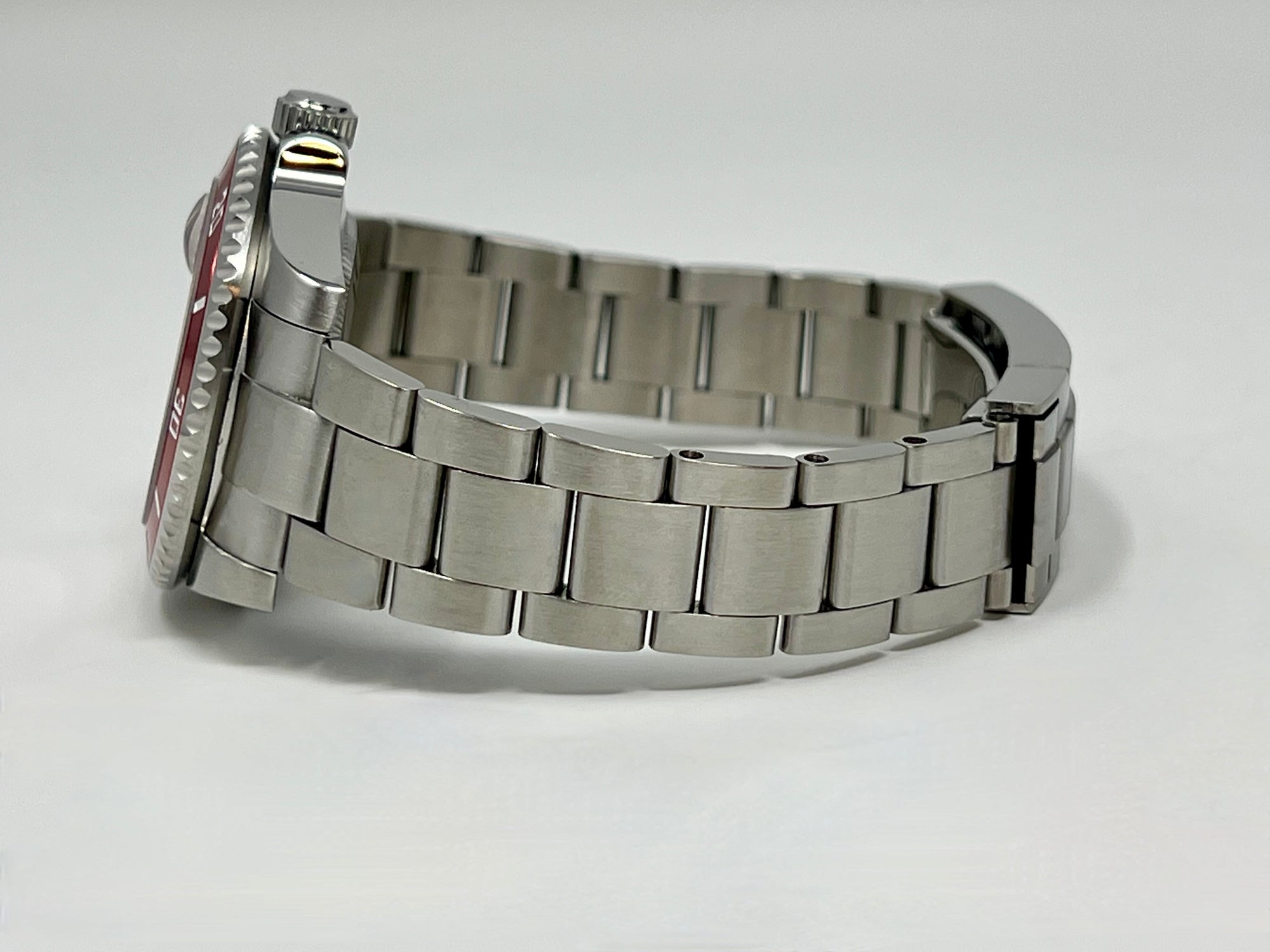 Custom Red Sub Watch | "Iron Man" | Sapphire Crystal | Red Bezel | Red Dial Watch Mod | NH35 Automatic