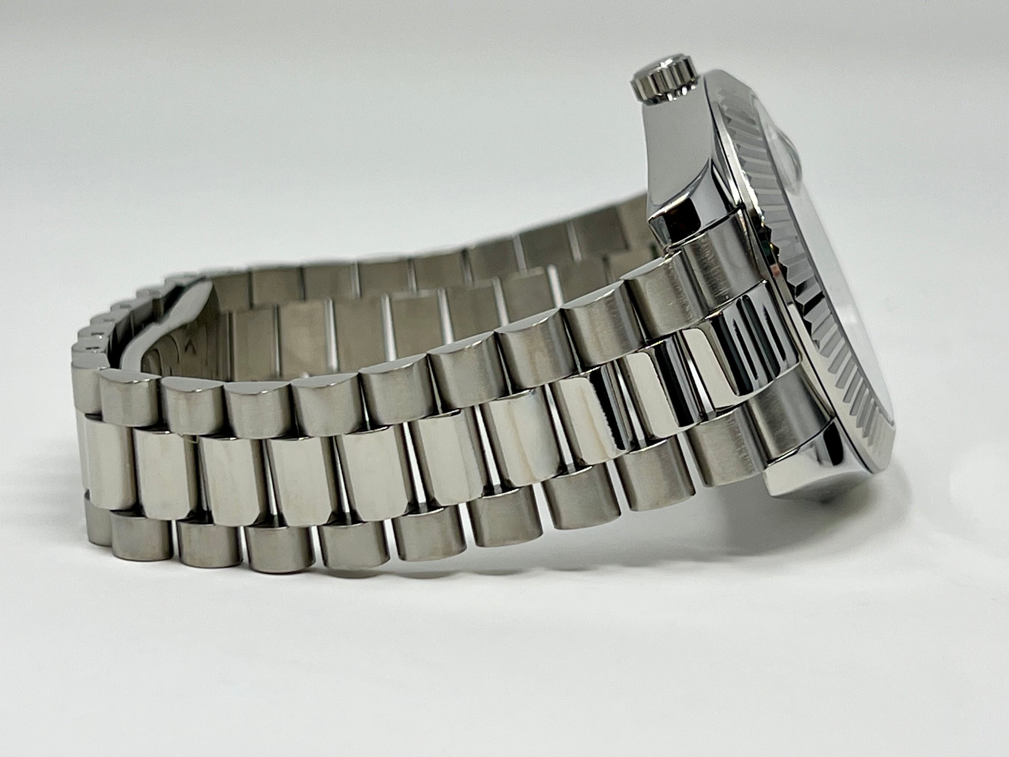 Custom Miyota Day Date Mod | Fluted Bezel | Silver White Dial | Pres Bracelet | Date | Miyota 8285 | Mod