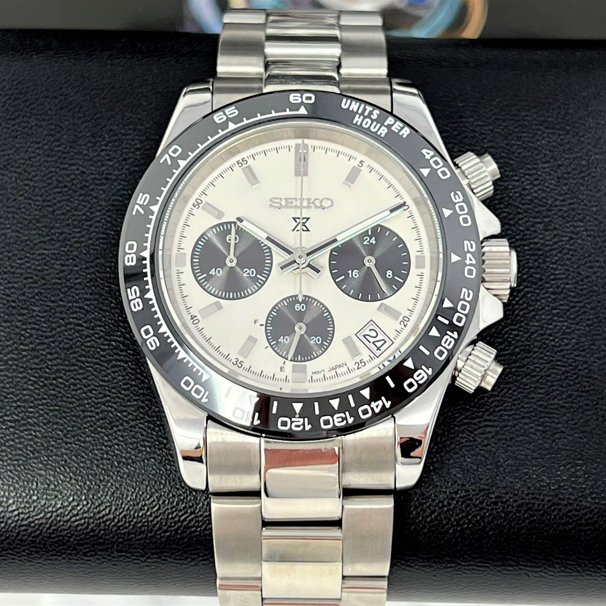 Daytona Modern Date 40mm | Panda Dial | Stainless Steel | Seiktona Seikotona | Chronograph | Chrono | Stopwatch | Steel Sport Watch | VK63