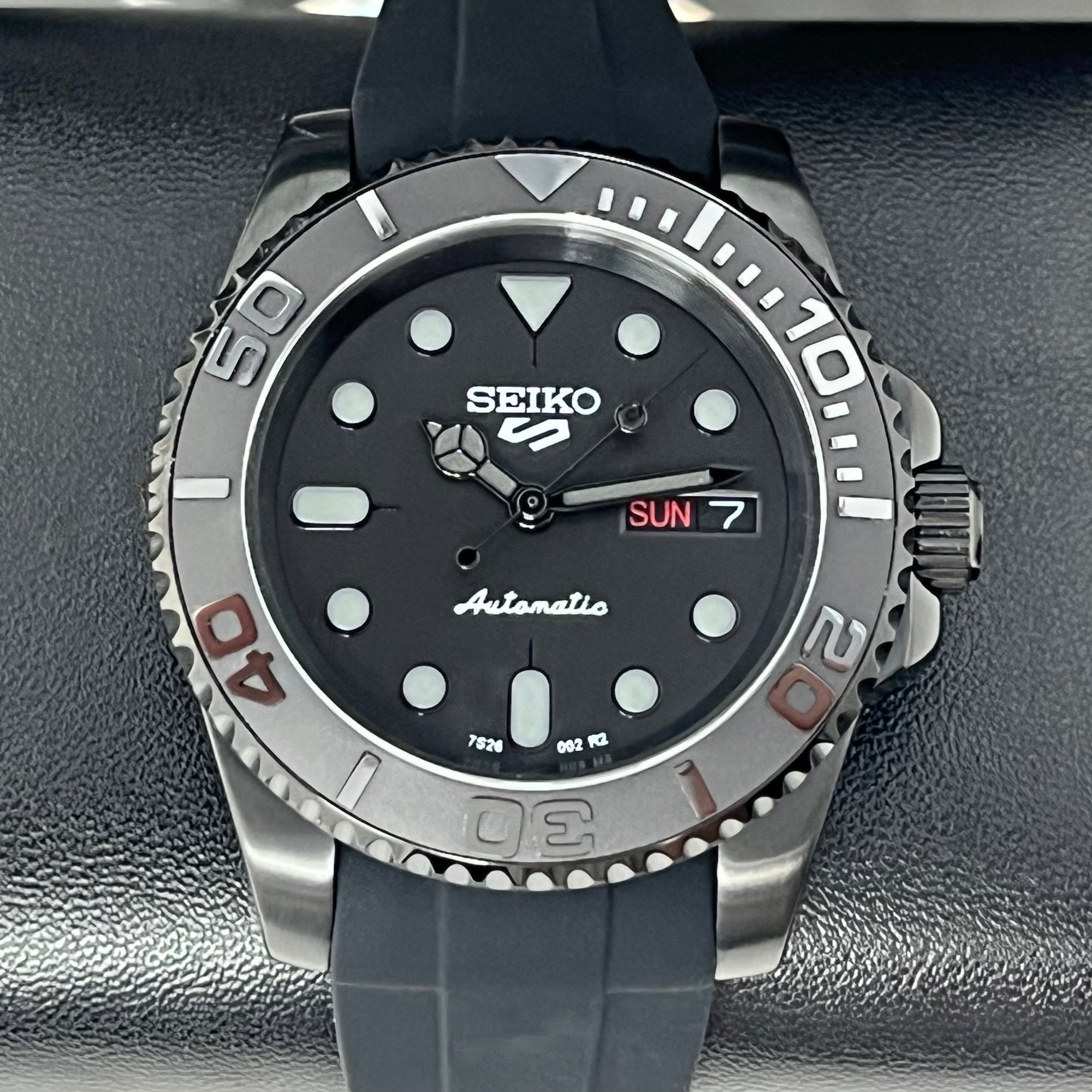 Custom Yacht 5 Mod - All Black | Stainless Steel | Men's Watch | Mod | Watch Mod