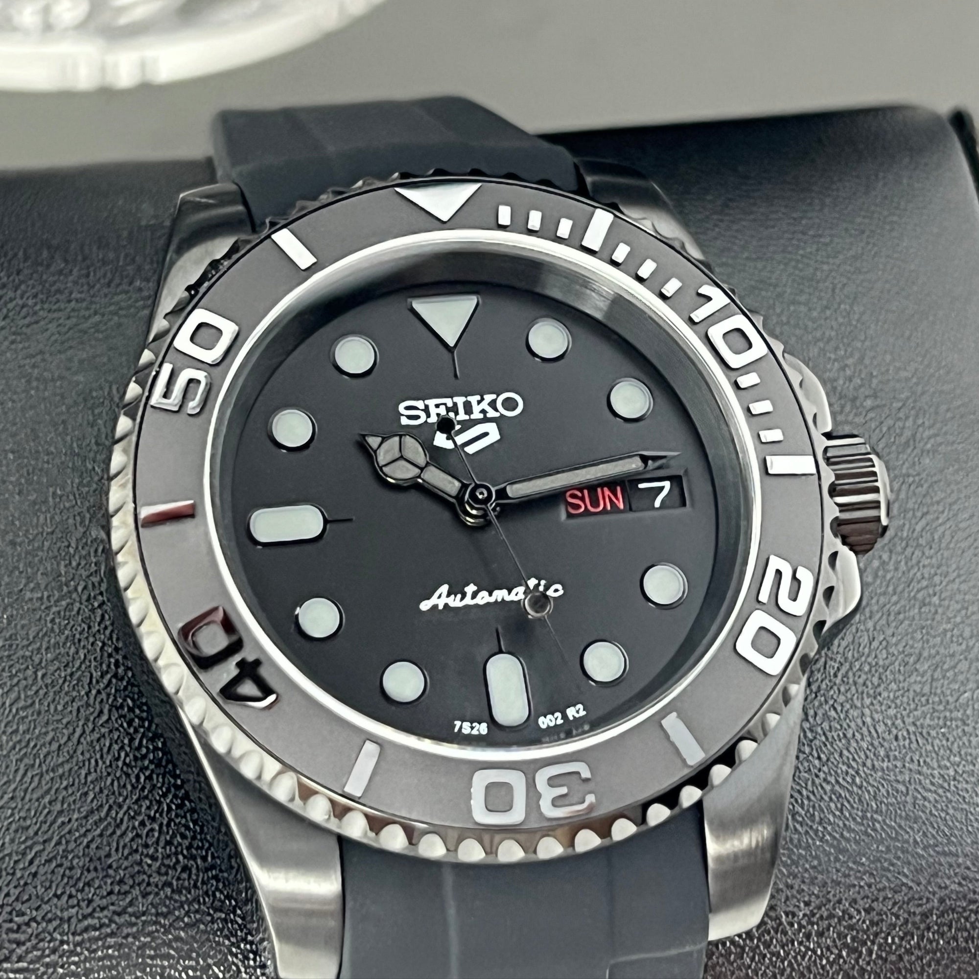 Custom Yacht 5 Mod - All Black | Stainless Steel | Men's Watch | Mod | Watch Mod