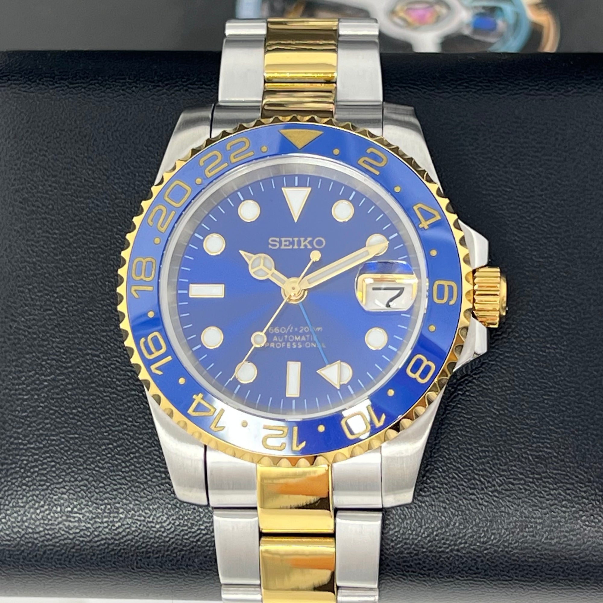 Custom Two Tone GMT Bluesy | Watch Mod | Blue GMT | Men's Watch | Blueberry | Batman | Batgirl | NH34 Automatic