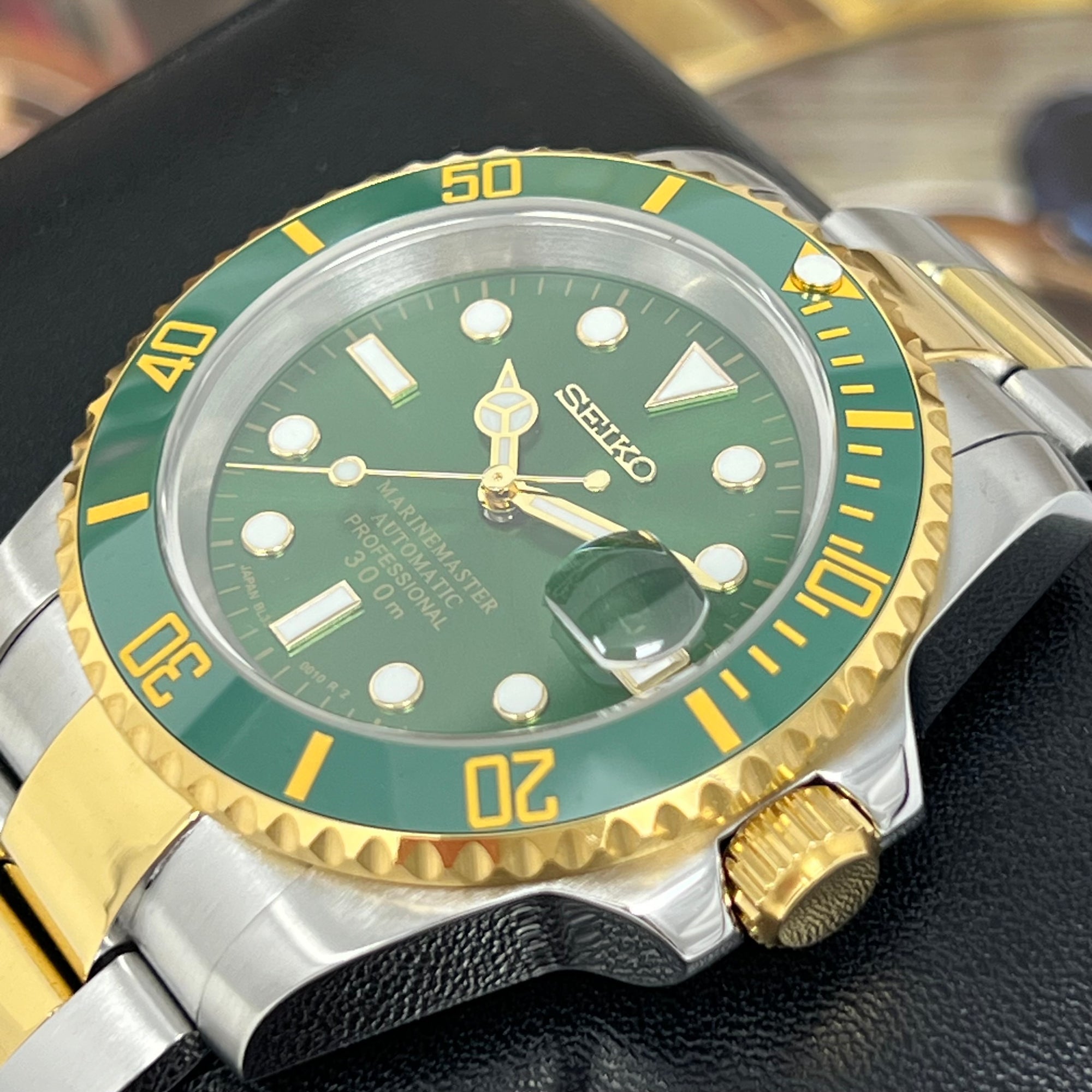 Custom Two Tone Hulk Sub Watch - Green Sunburst Green Bezel | Gold and Stainless Steel Sport | Sapphire Crystal | NH35 Movement | Watch Mod
