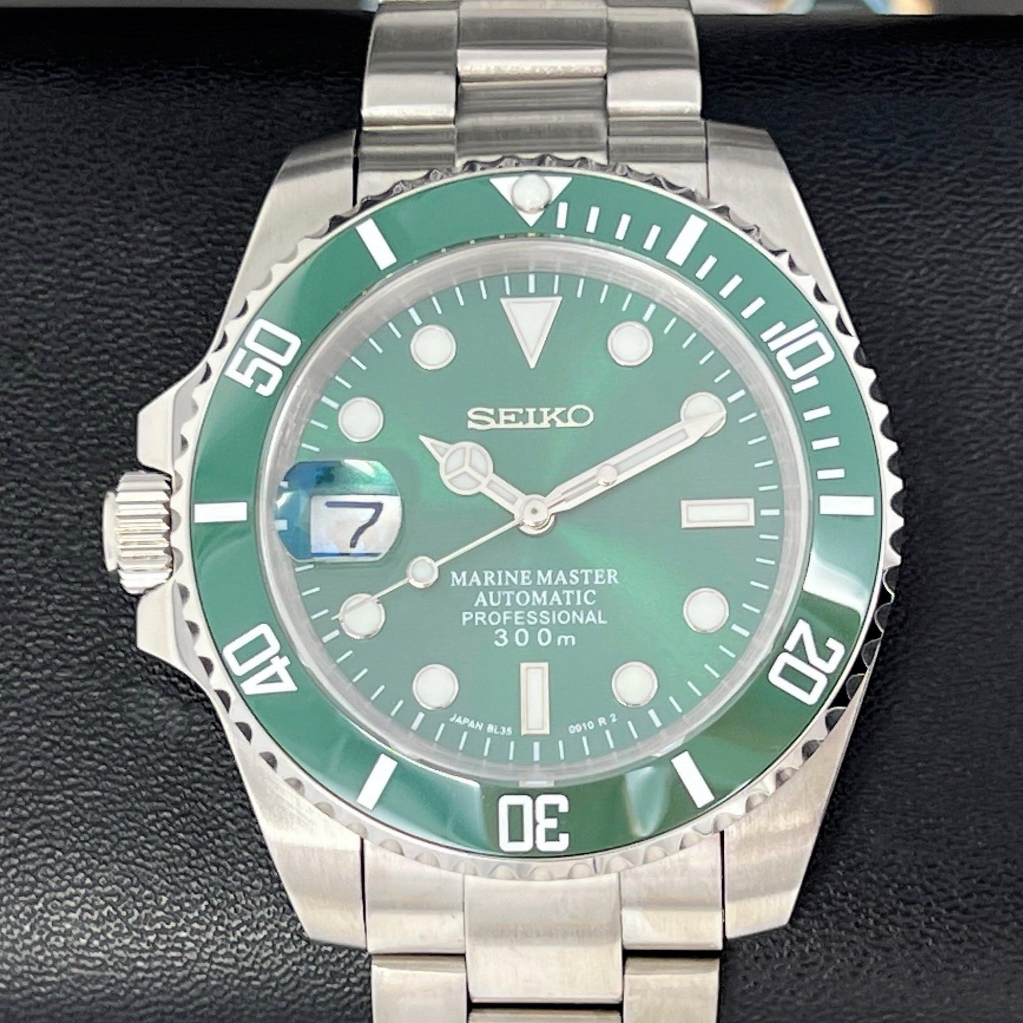 Hulk Sub - Left Handed Edition - Sunburst Green Bezel Lefty Edition | Green | Riddler | Destro | South Paw | Oyst Automatic NH35 | Men