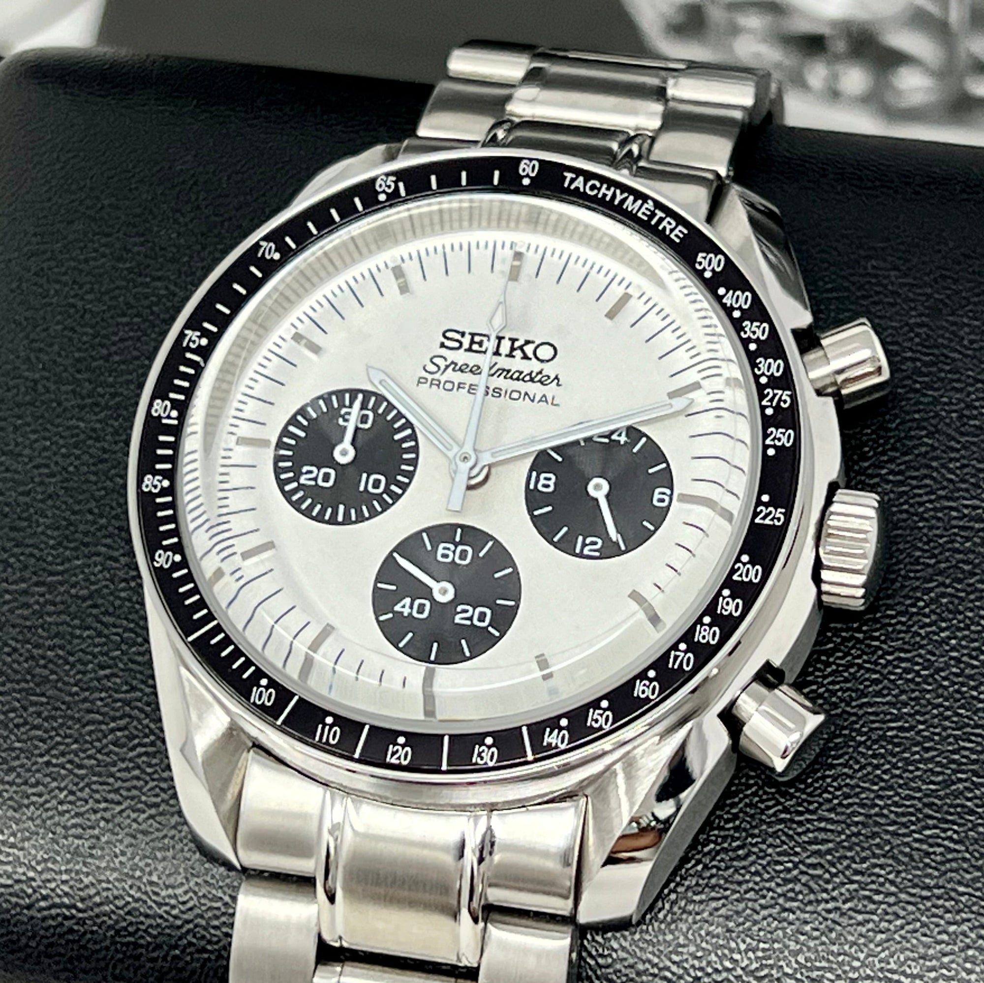 Custom Speedy Panda White | Chronograph | Mod | Watch Mod | Custom Watch | Diver | Dive Watch | Mecaquartz VK63 | Speedy
