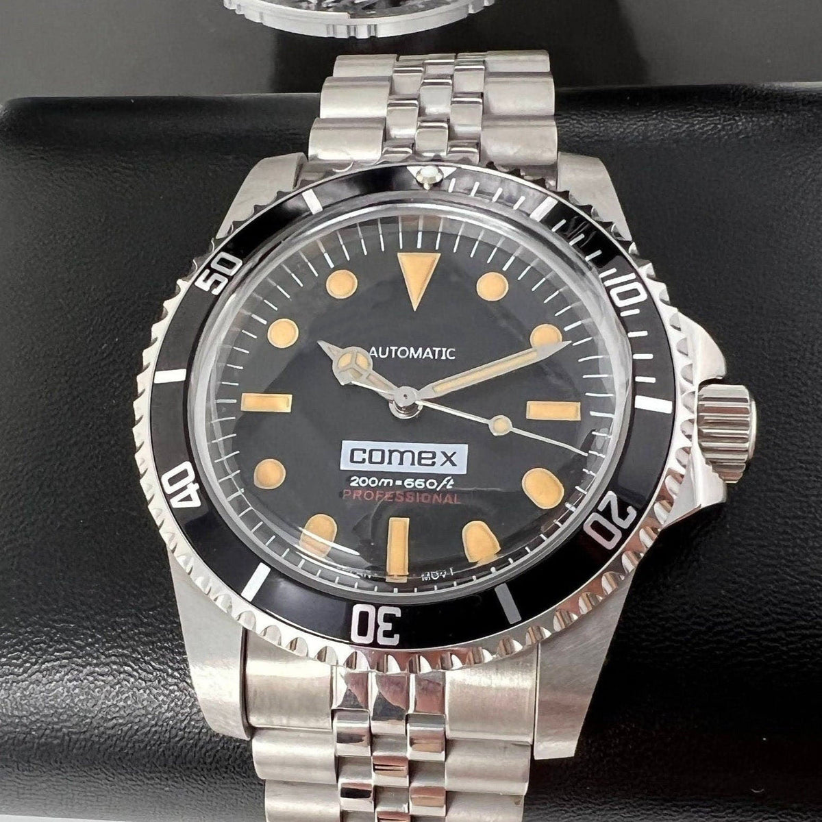 Vintage_Comex_Sub_on_Jub__il_f