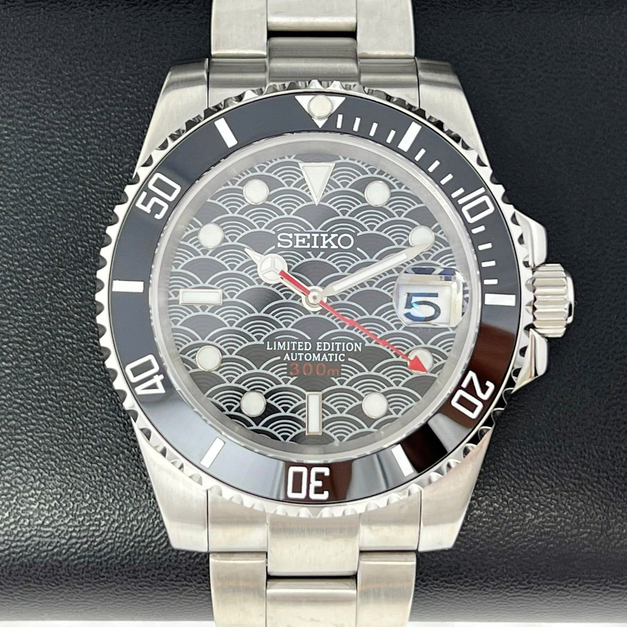 Custom Sub Art Design Watch | Stainless Steel | Sapphire Crystal | Ceramic Mod | Watch Mod | NH35 Automatic Movement