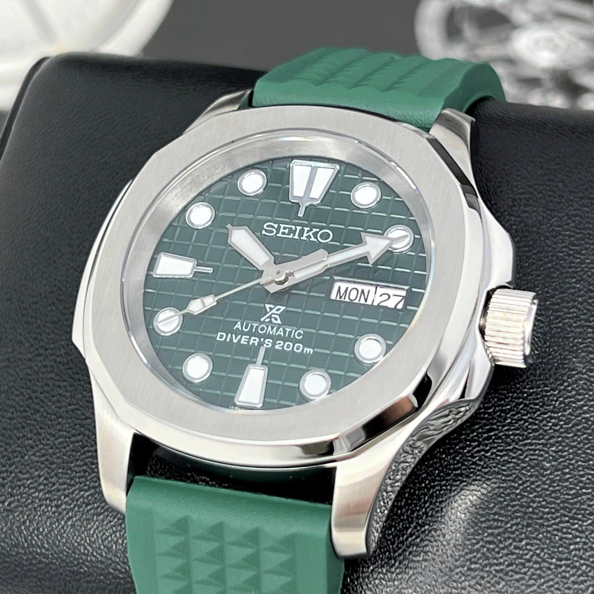 Seikonaut Green Modern Diver - Mod | Turtle Dial | NH36 Day Date Automatic | Rubber Dive Watch | Sport Watch | Men's Watch