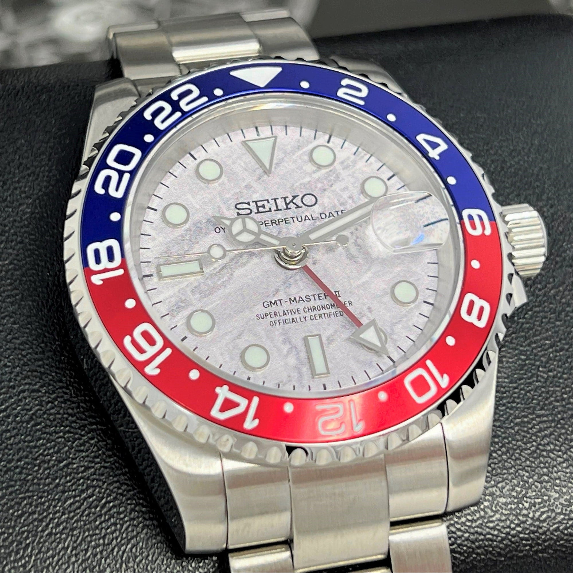 Custom Meteorite GMT Watch | 4 Hand Automatic Movement NH34 | Pepsi | 41mm | Multi Timezone | Custom Watch | Mod | Blue Red White