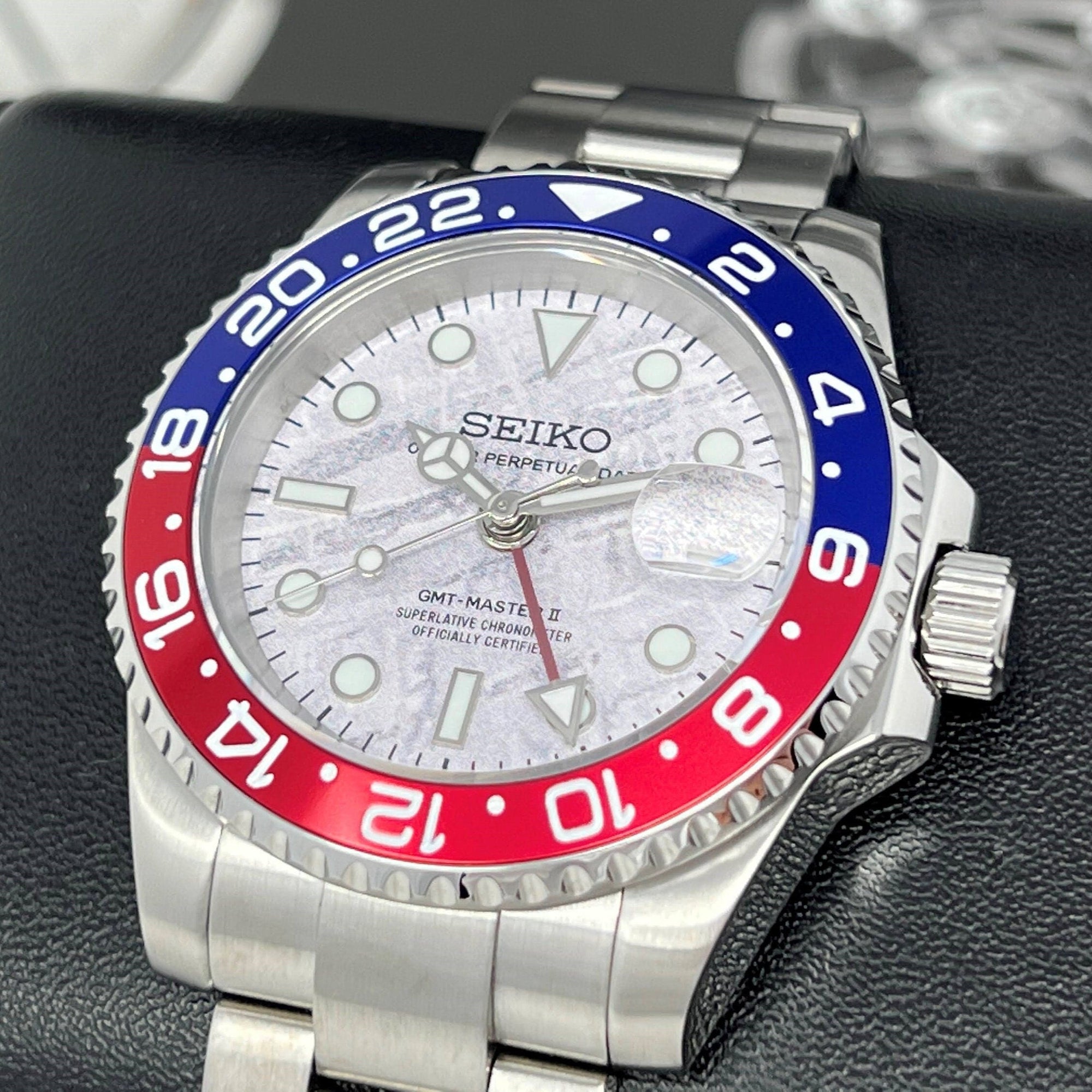 Custom Meteorite GMT Watch | 4 Hand Automatic Movement NH34 | Pepsi | 41mm | Multi Timezone | Custom Watch | Mod | Blue Red White