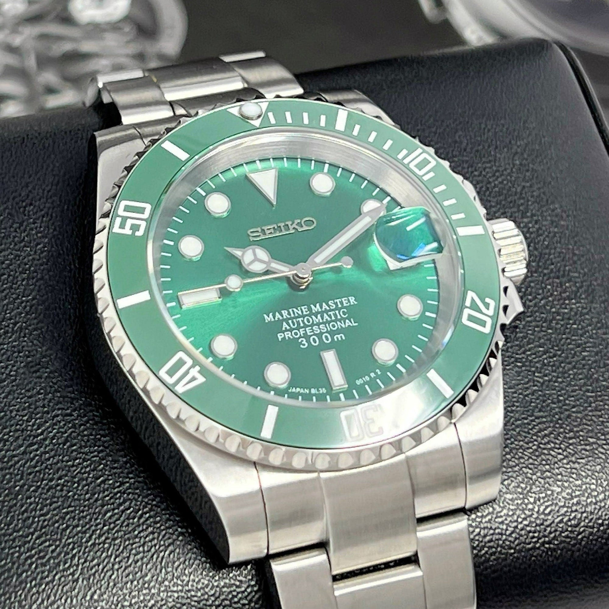 Custom Hulk Sub Watch - Green Sunburst Green Bezel | Stainless Steel Sport | Sapphire Crystal | NH35 Movement | Mod | Watch Mod