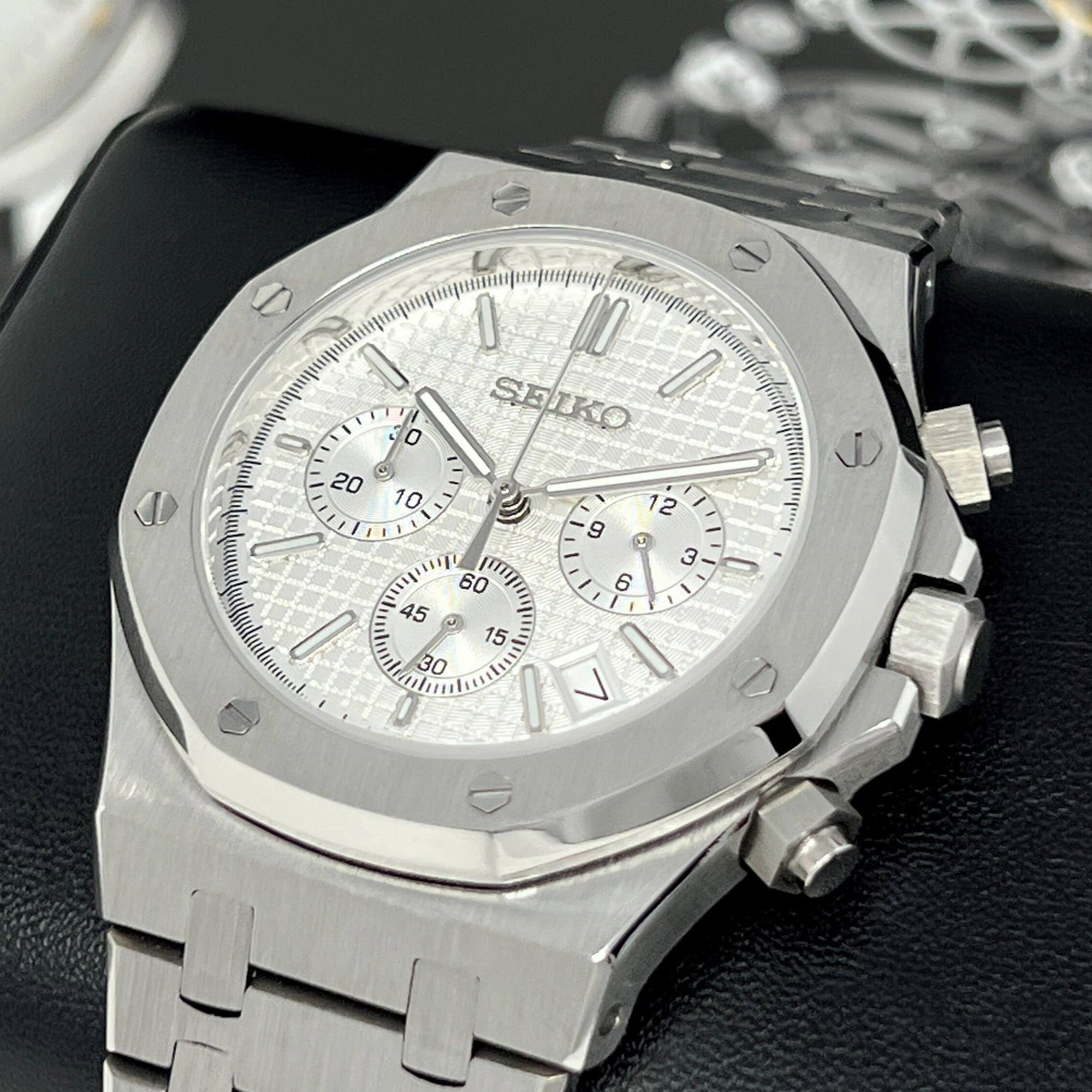 Seikoak Luxury Chronograph | White on Stainless Steel | Sport Watch 42mm | Royal | Oak | Waffle Dial | VK63 Wristwatch | Custom Men's Watch