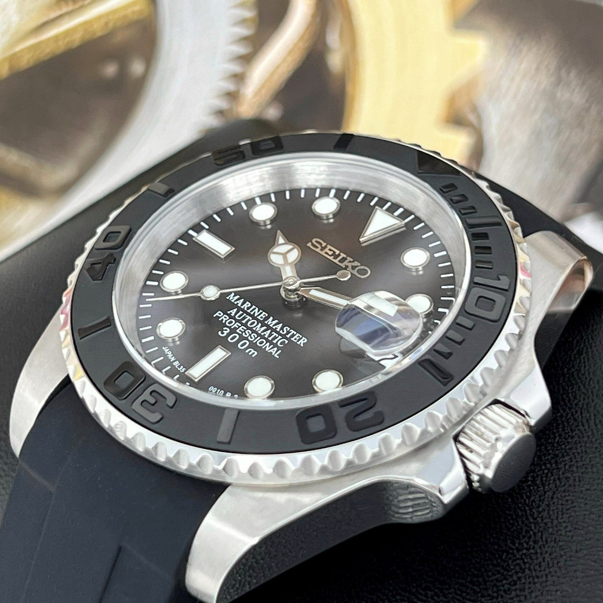 Custom Yacht | Stainless Steel | Men's Watch | Dive Watch | Rubber Strap | Mod | Custom Mod | Watch Mod | Silver Diver