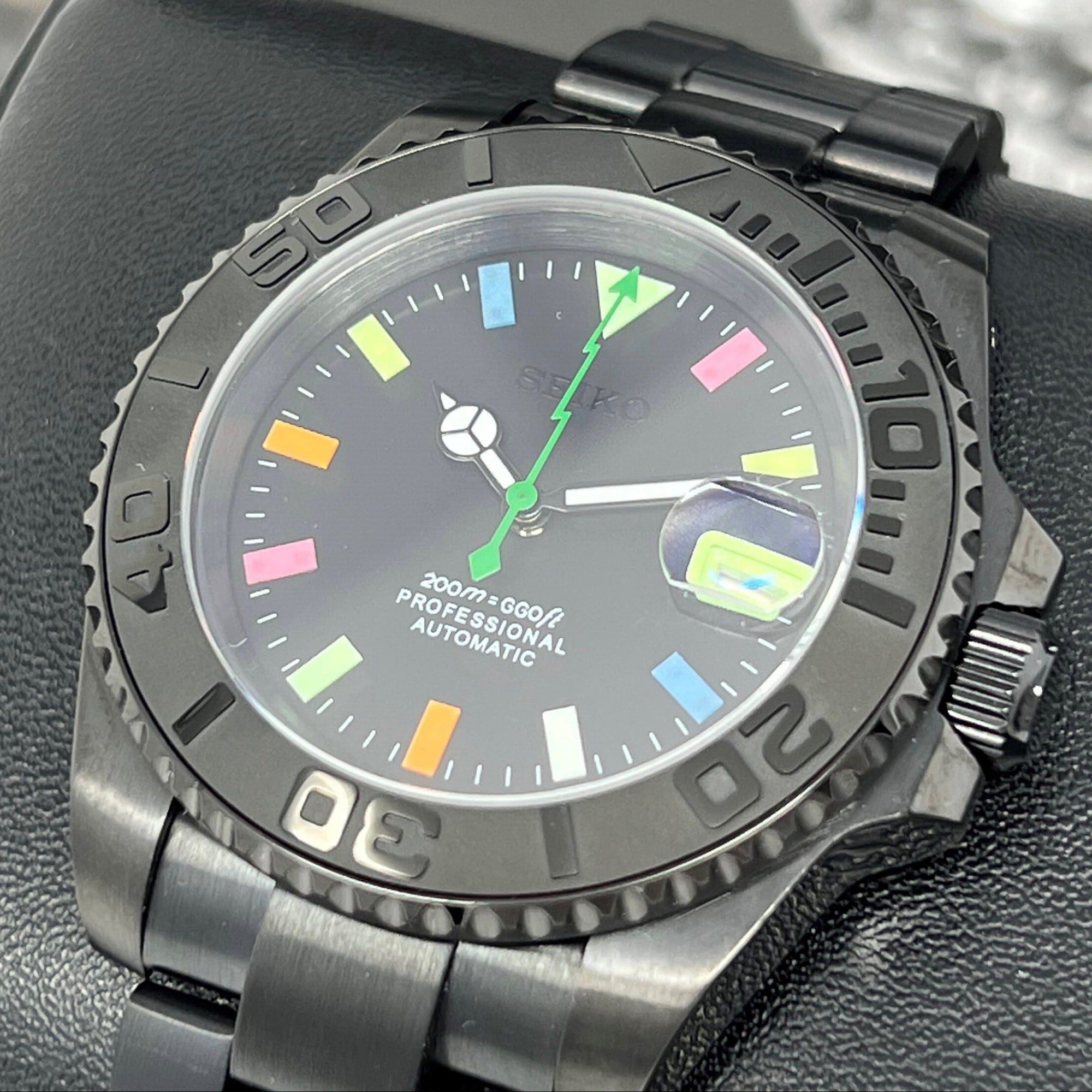 Black Stealth Rainbow Watch Mod | Sapphire Crystal | Oyst Steel Bracelet | Colorful Indices | Color | Lightning | NH35