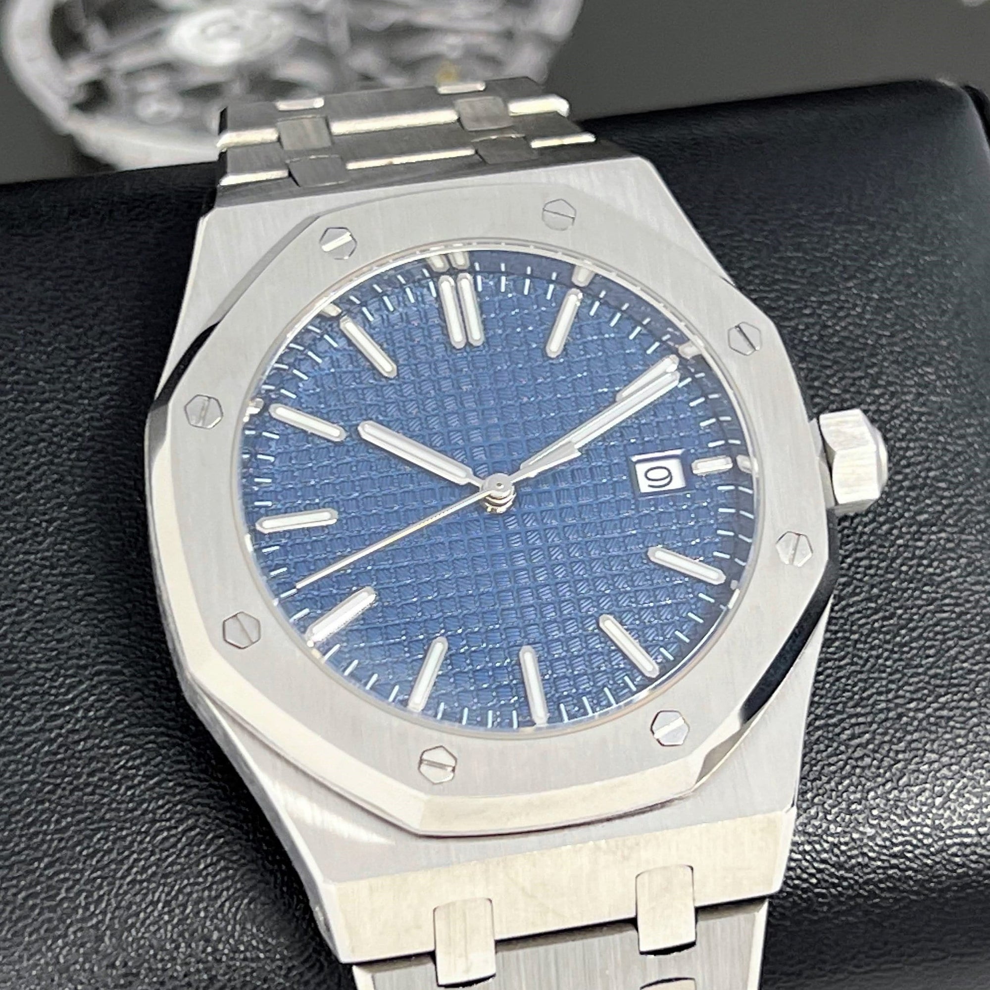Seikoak - Royal Blue Watch | Seiko Mod | Blue Dial | Watch Mod | Custom Watch | NH35 Automatic Movement | 42mm | Steel Sport | Timepiece