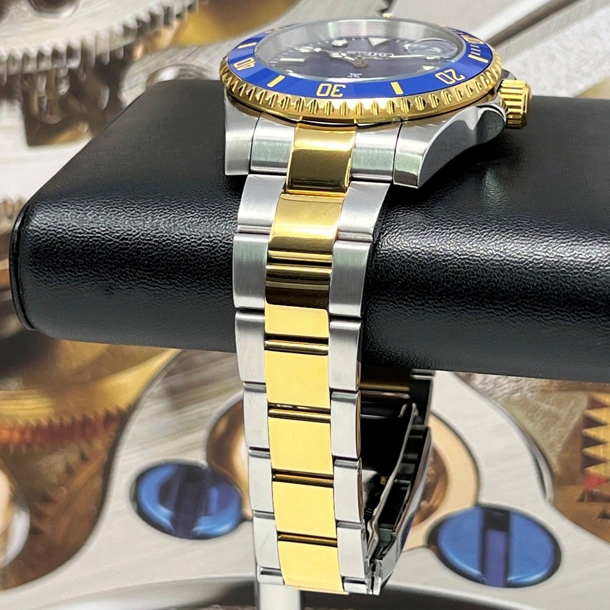 Custom Two Tone Bluesy Ocean Pearl Sub | Diver Watch | Purple | Mod | Watch Mod | Marine Dive Style Watch | Men's Watch | Sub