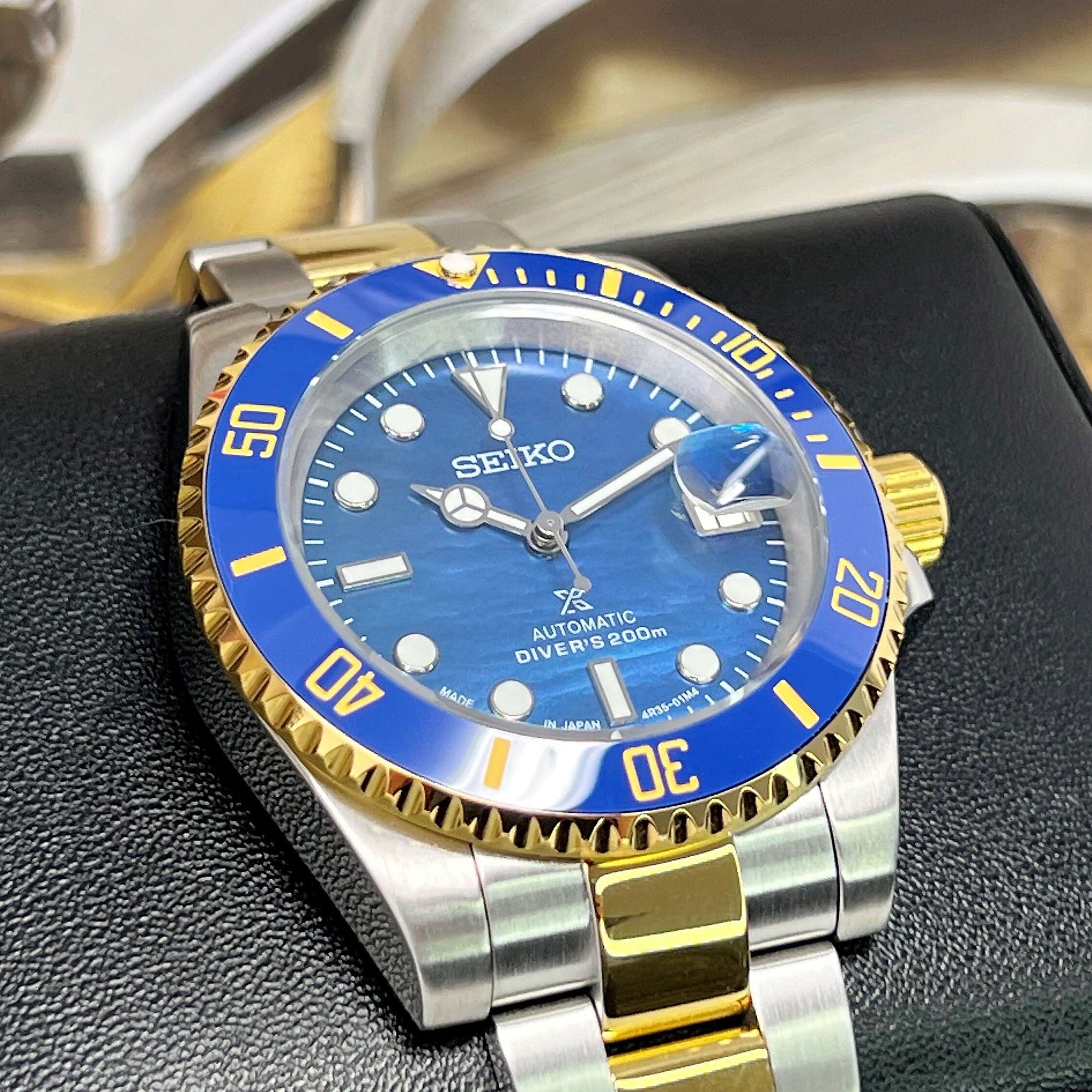 Custom Two Tone Bluesy Ocean Pearl Sub | Diver Watch | Purple | Mod | Watch Mod | Marine Dive Style Watch | Men's Watch | Sub
