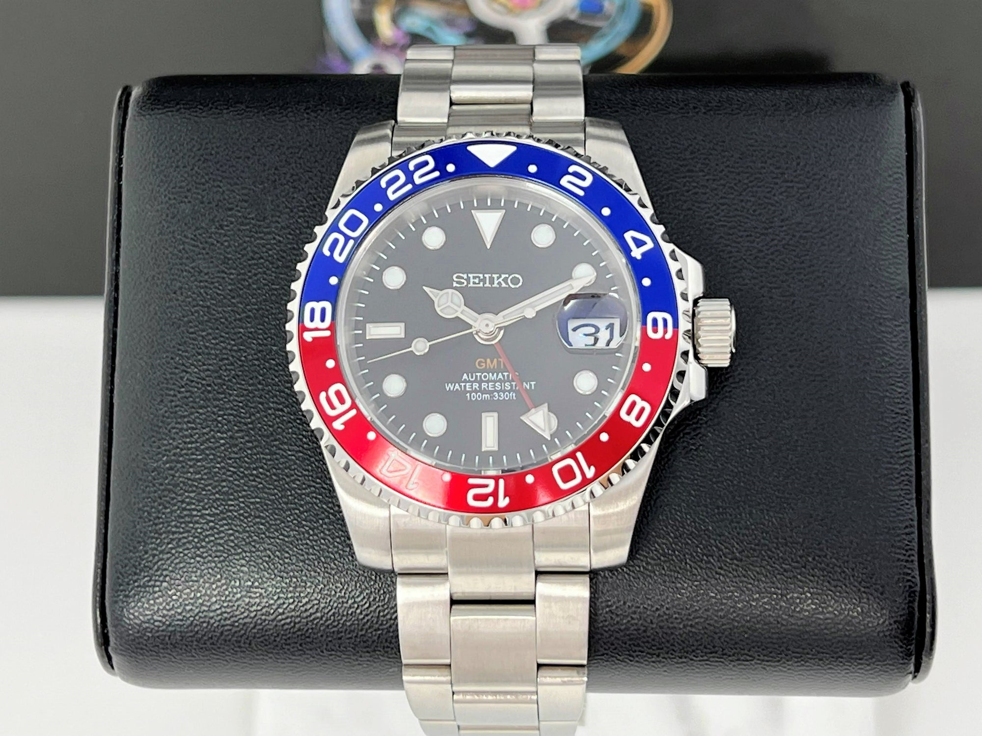 Custom Pepsi - 4 Hand GMT 2023 - Blue and Red - with Seiko NH34 movement - 41mm - Dual Two Timezone - Automatic Custom Watch - Watch Mod