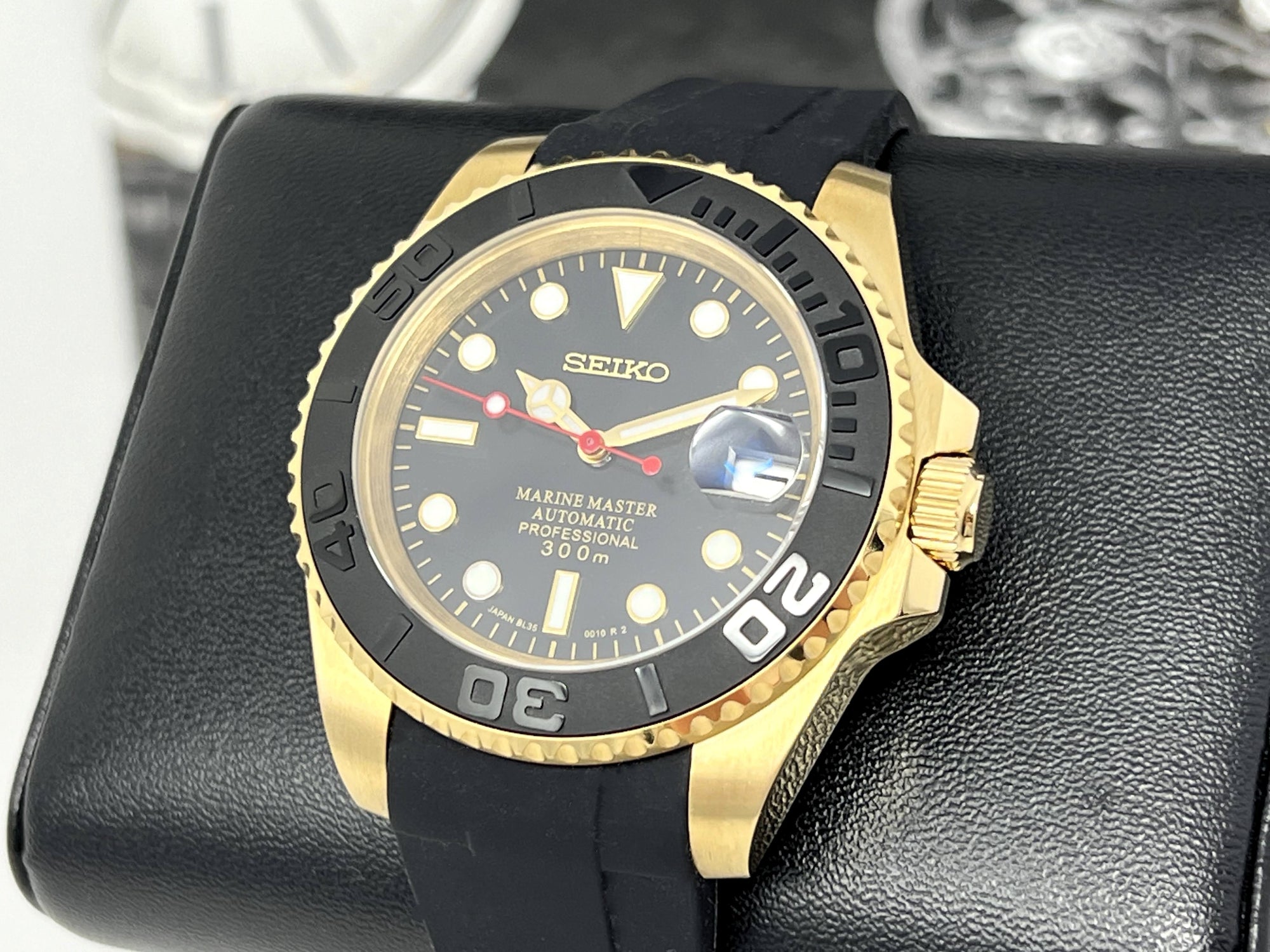 Custom Gold Yachtmaster - Gold and Black Custom Built | Dive Watch | Yachting | Yellow Gold | Seiko Mod | Custom Mod | Watch Mod | Diver