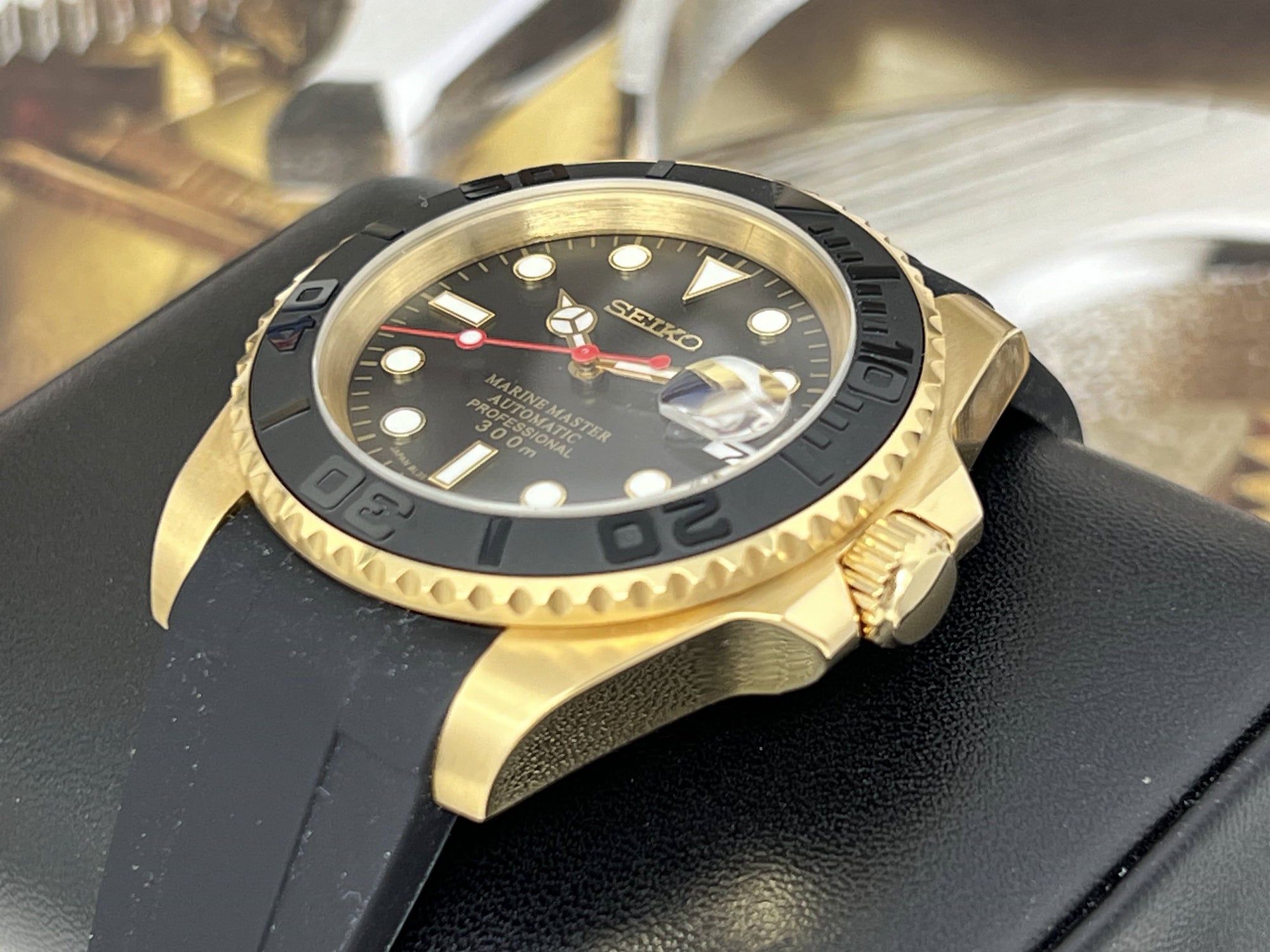Custom Gold Yachtmaster - Gold and Black Custom Built | Dive Watch | Yachting | Yellow Gold | Seiko Mod | Custom Mod | Watch Mod | Diver