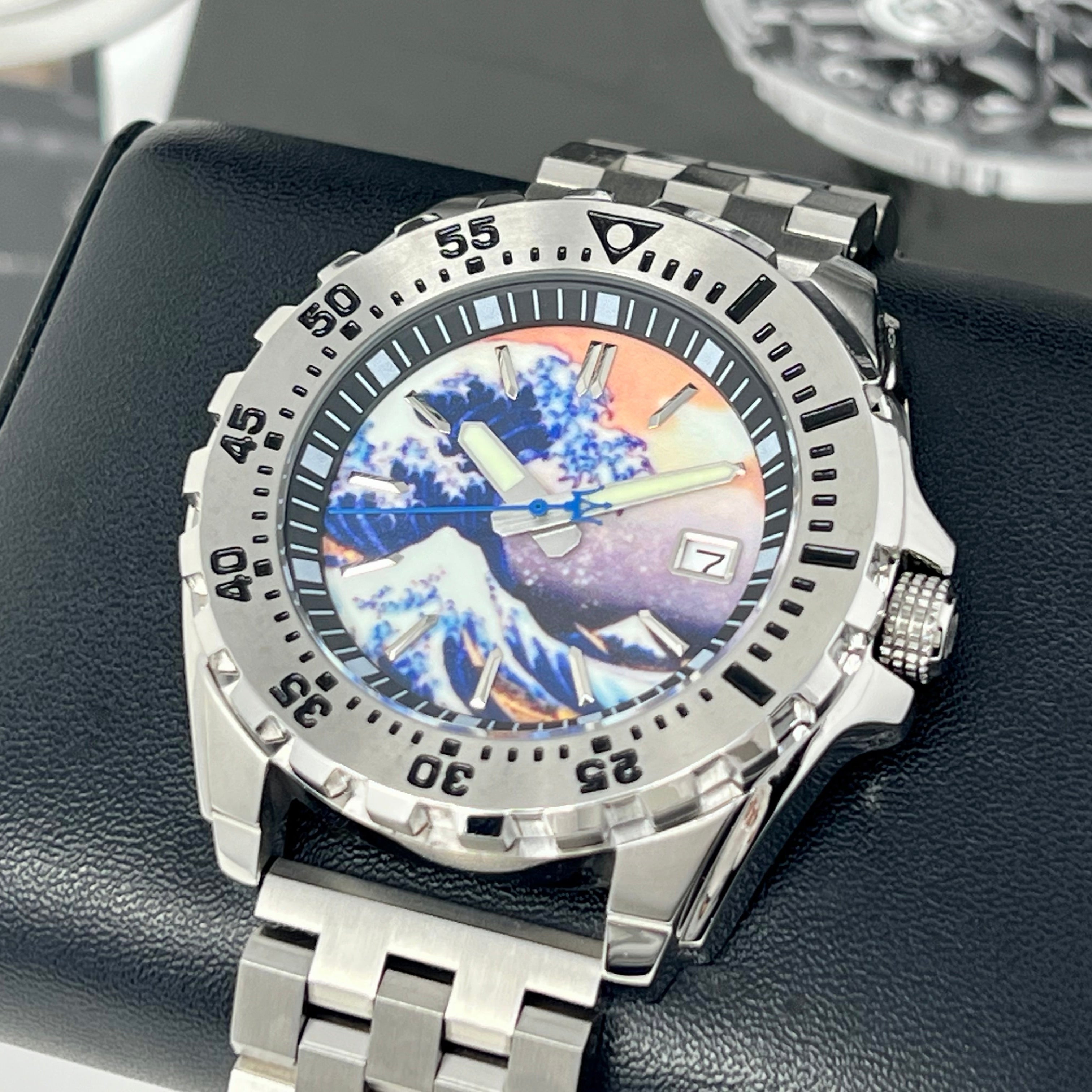 Custom Monster Great Wave Watch | NH35 Automatic Watch | Kanagawa