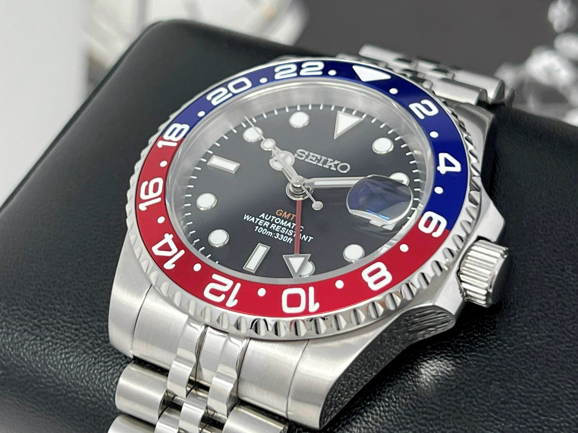 Custom Pepsi - 4 Hand GMT 2023 - Blue and Red - with Seiko NH34 movement - 41mm - Dual Two Timezone - Automatic Custom Watch - Watch Mod