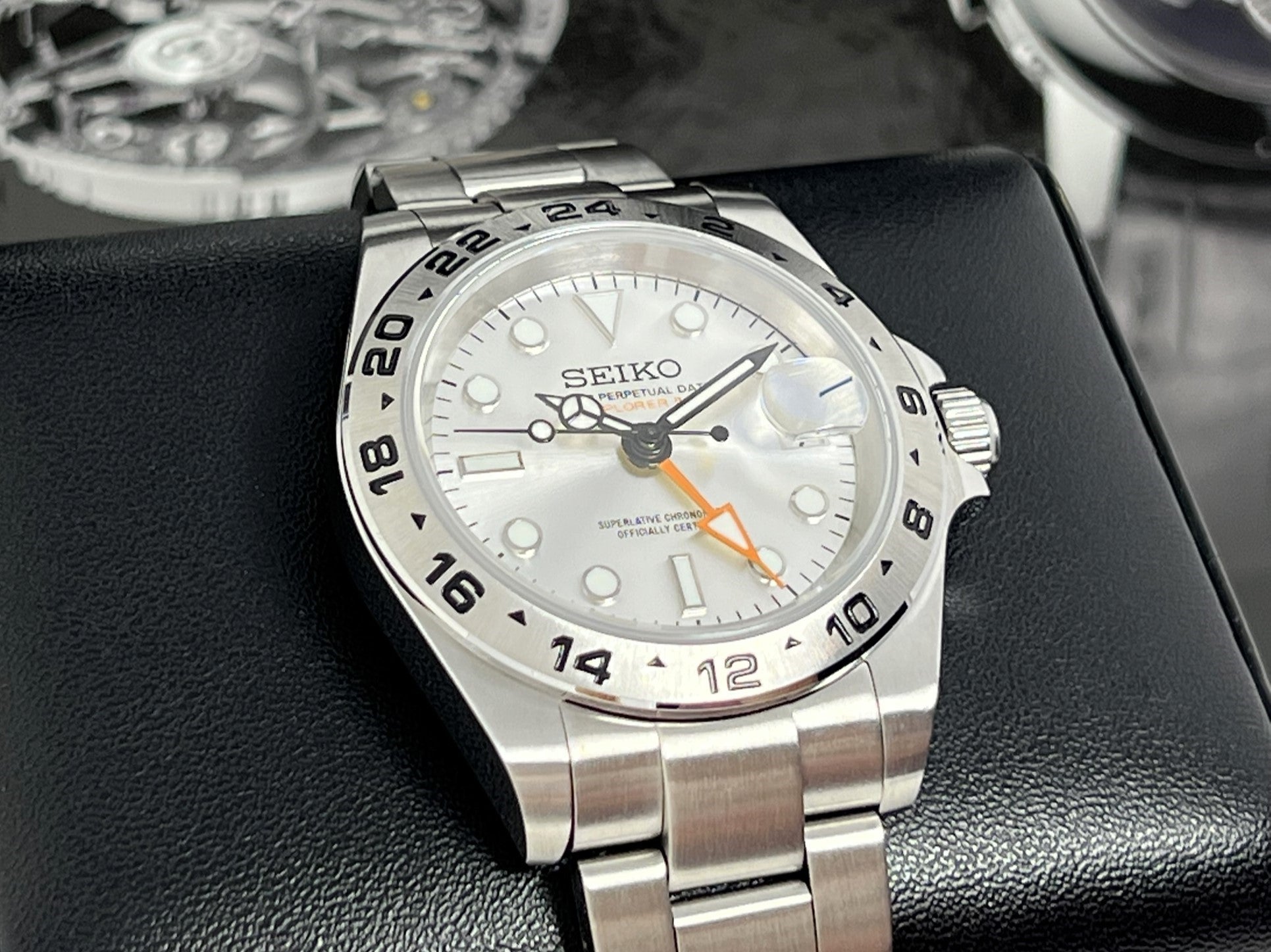 Custom Explorer II Watch | White or Silver | 4 Hand GMT | 41mm, Stainless Steel Sports Watch, White Dial, Seiko NH34 Automatic Movement