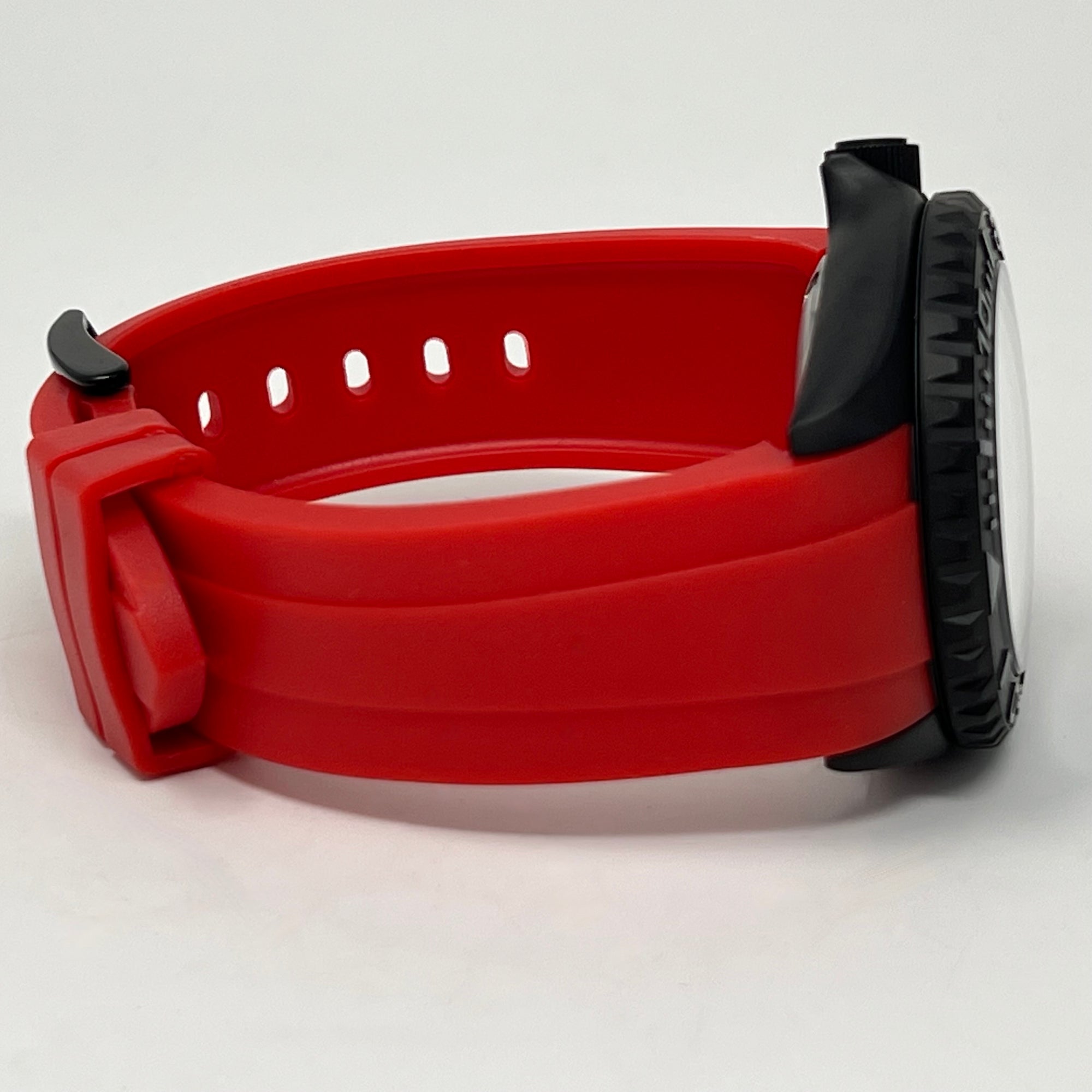 Custom Stealth Blackout Yacht | SKX007 | Men&#39;s Watch | Dive Watch | Red Rubber |  Mod | 100M | Custom Mod | Watch Mod | Diver