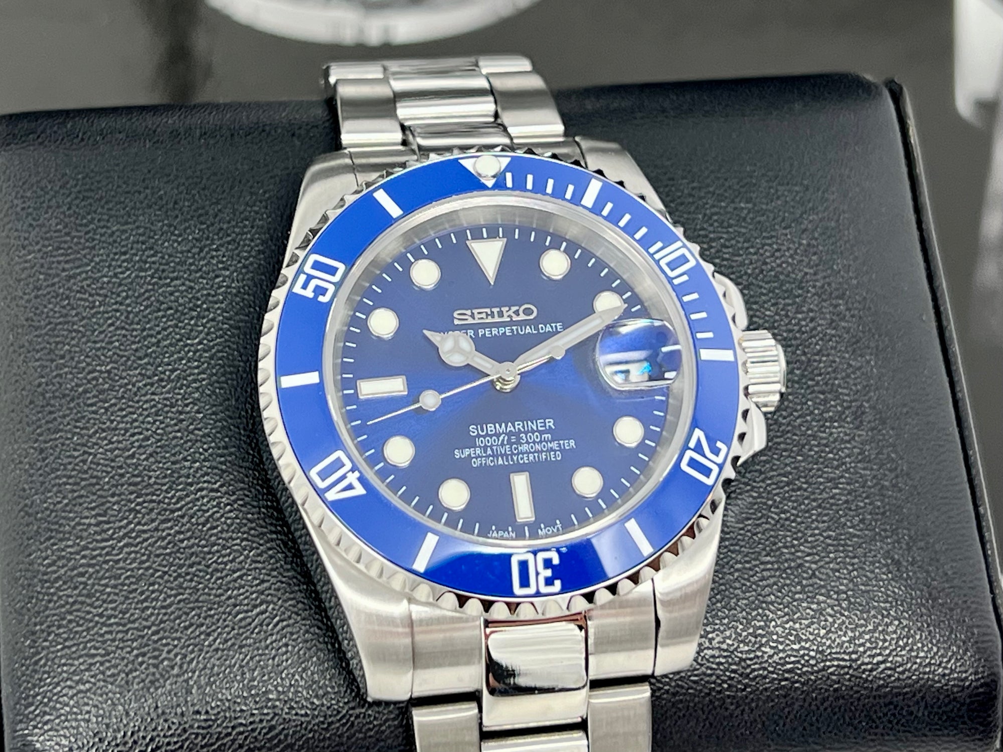 Custom Bluesy Sub | Stainless Steel | Sapphire Crystal | Black Seiko Mod | Seiko NH35 Automatic Submariner