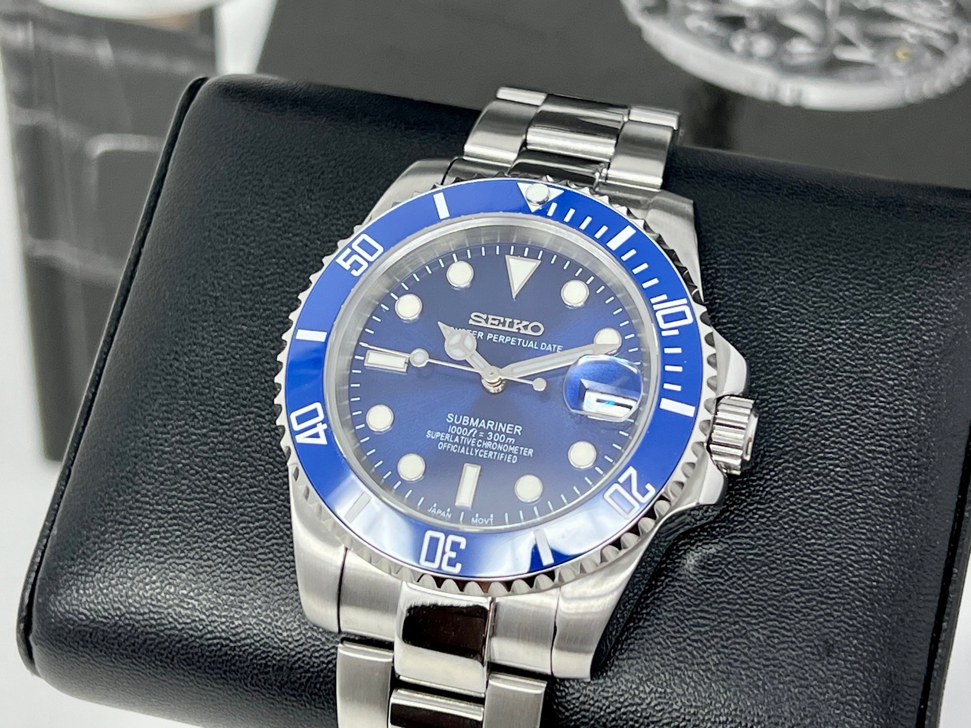 Custom Bluesy Sub | Stainless Steel | Sapphire Crystal | Black Seiko Mod | Seiko NH35 Automatic Submariner
