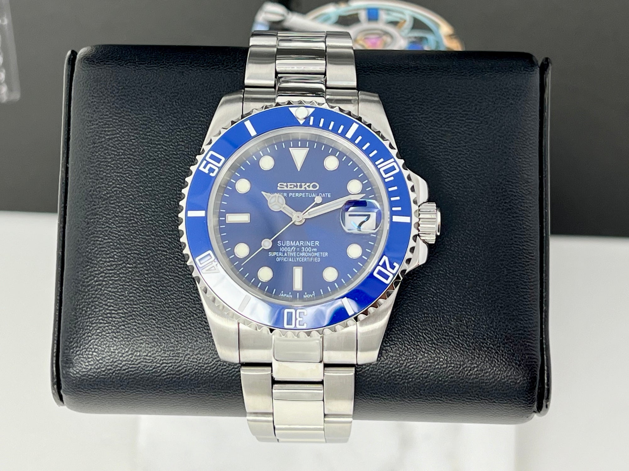 Custom Bluesy Sub | Stainless Steel | Sapphire Crystal | Black Seiko Mod | Seiko NH35 Automatic Submariner