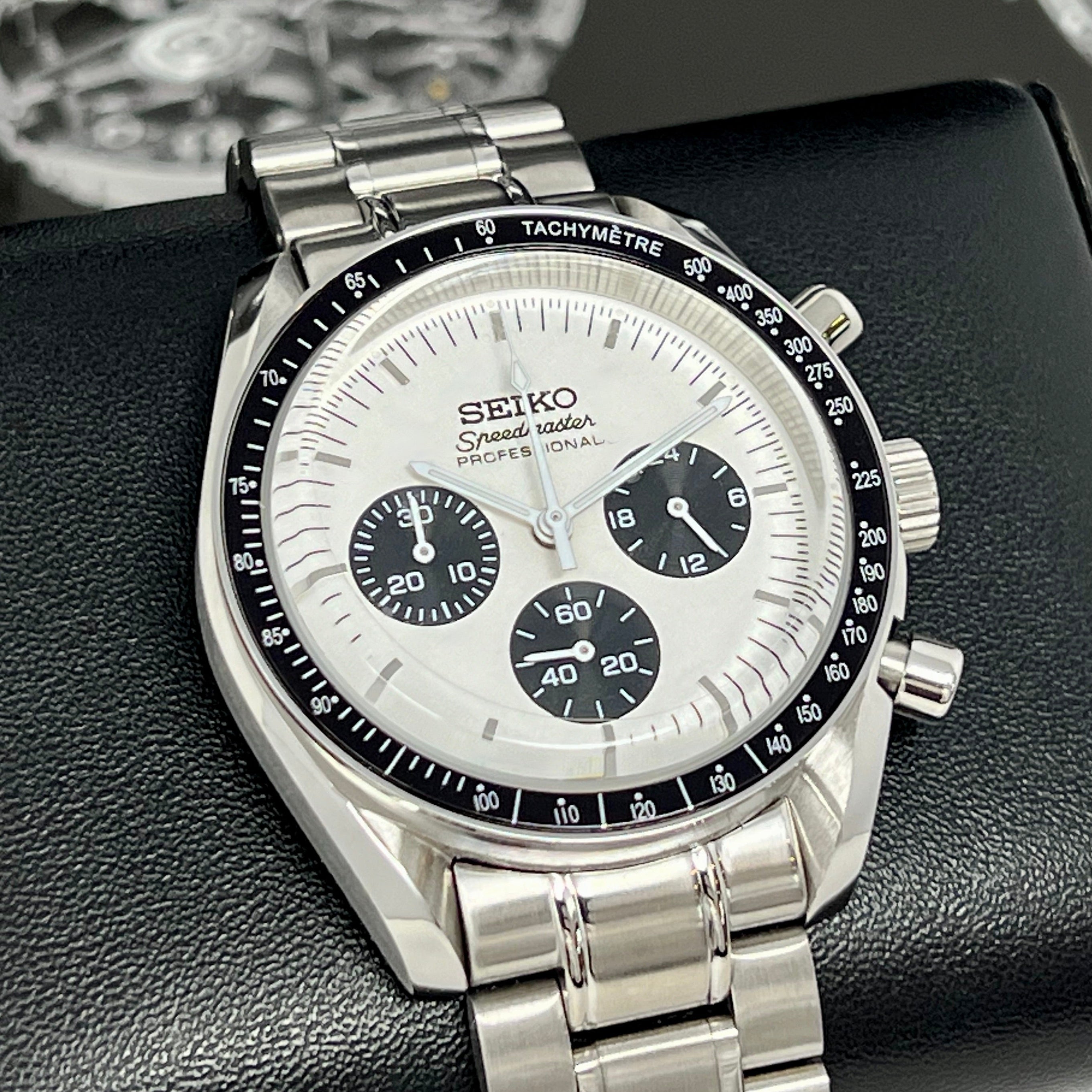 Custom Seiko Panda Chronograph | Speedmaster Style | Speedy Seiko Mod