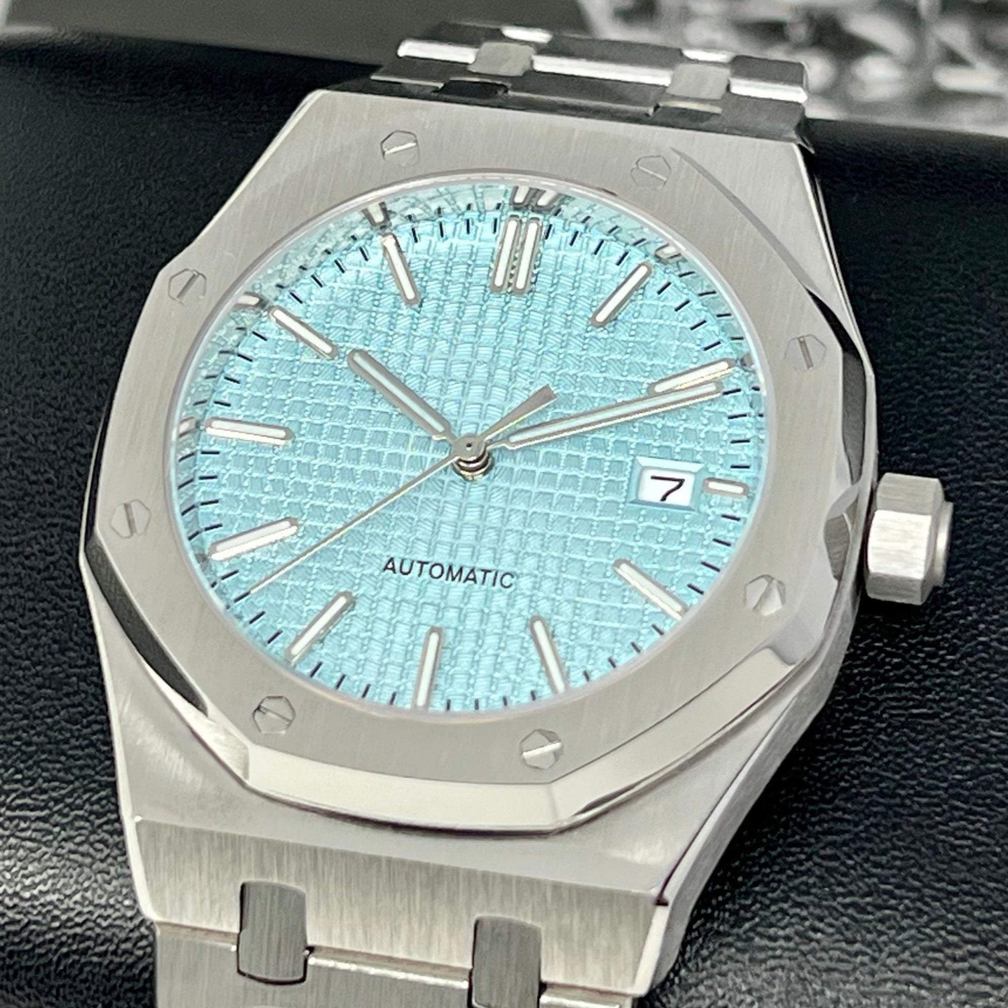 Seikoak - Sky Blue Watch | Mod | Sky Blue Dial | Watch Mod | Custom Watch | NH35 Automatic Movement | 42mm | Steel Sport | Timepiece