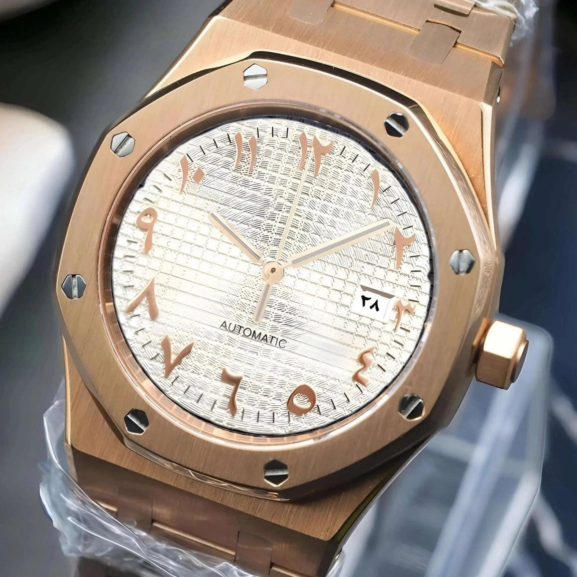 White dial with Rose Gold Dial