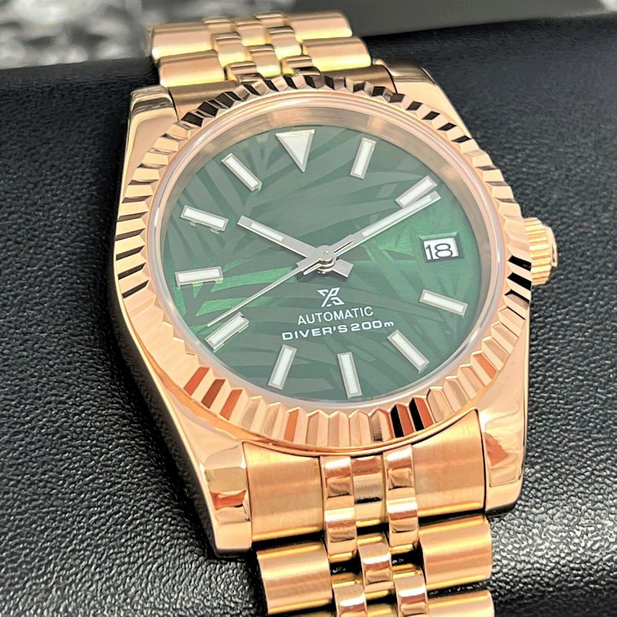 NH 35 mad カスタム　36mm Rデイデイトモデル　ローズゴールド Seiko Palm Green Rose Gold Datejust | Custom Watch