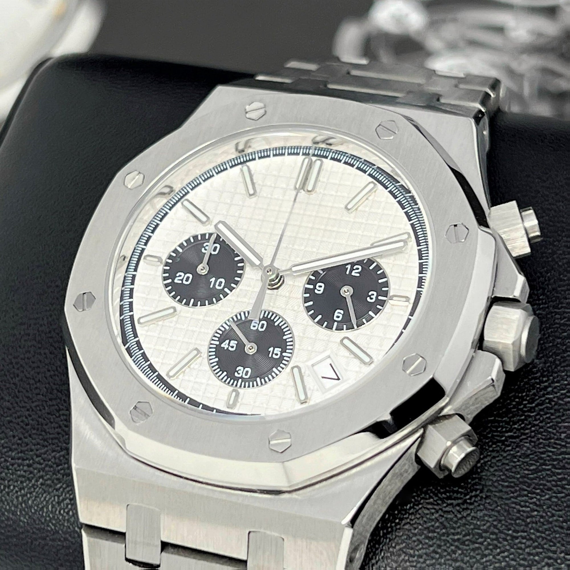 Seikoak Luxury Chronograph Watch | Panda Dial on Stainless Steel | Men's Sport Watch 42mm | Royal | Oak | Waffle Dial | VK63 Wristwatch