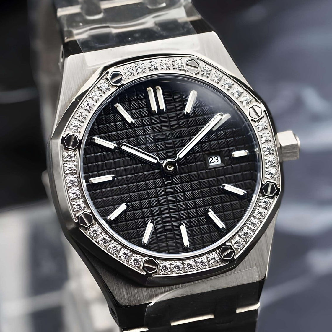 Seikoak ice black dial with silver band