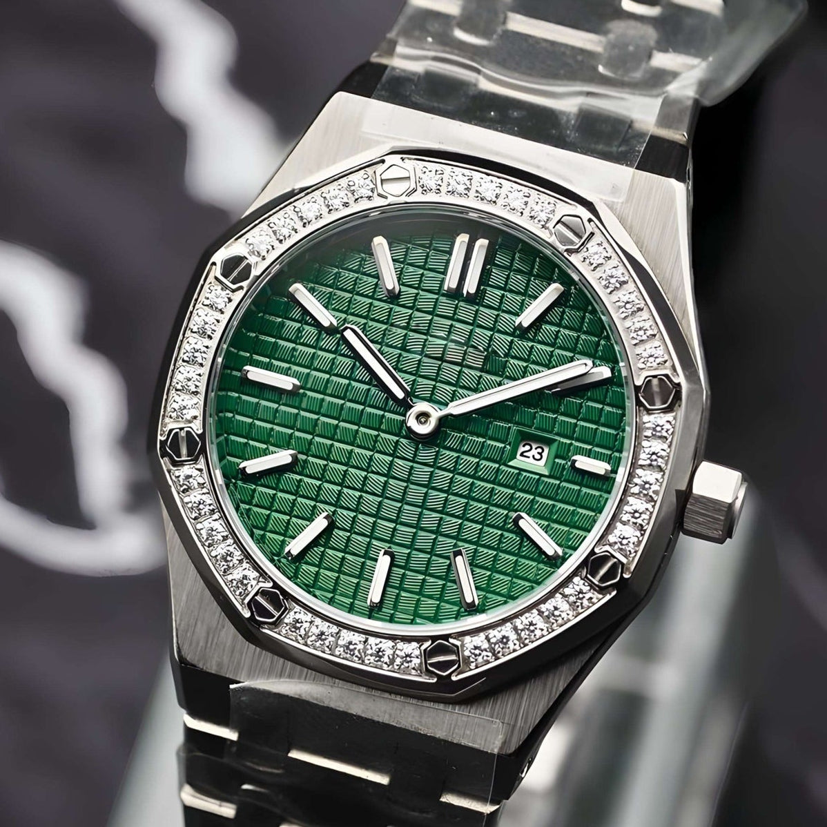 Seikoak Ice Green dial with silver band