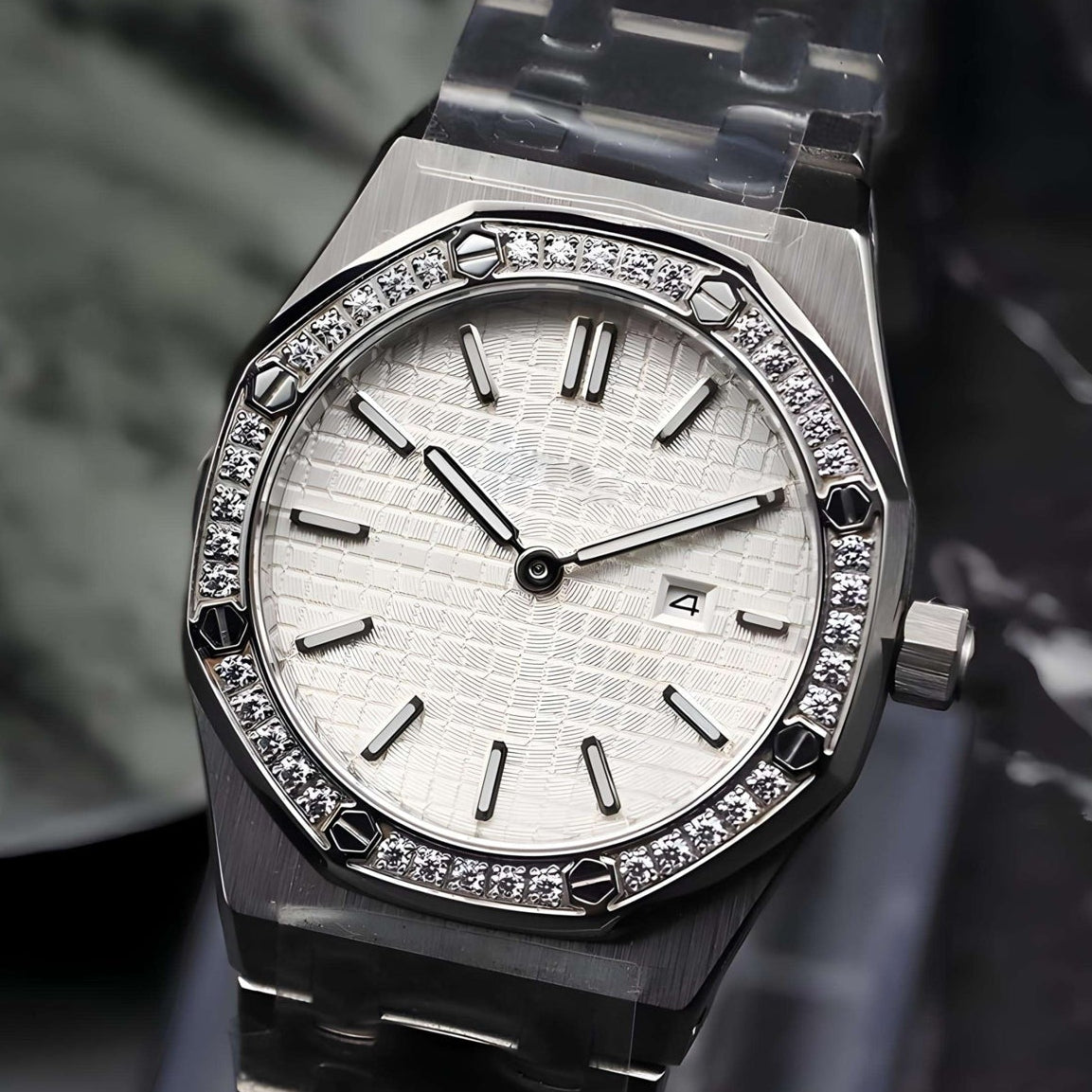 Seikoak Ice White ldial with SIlver Band