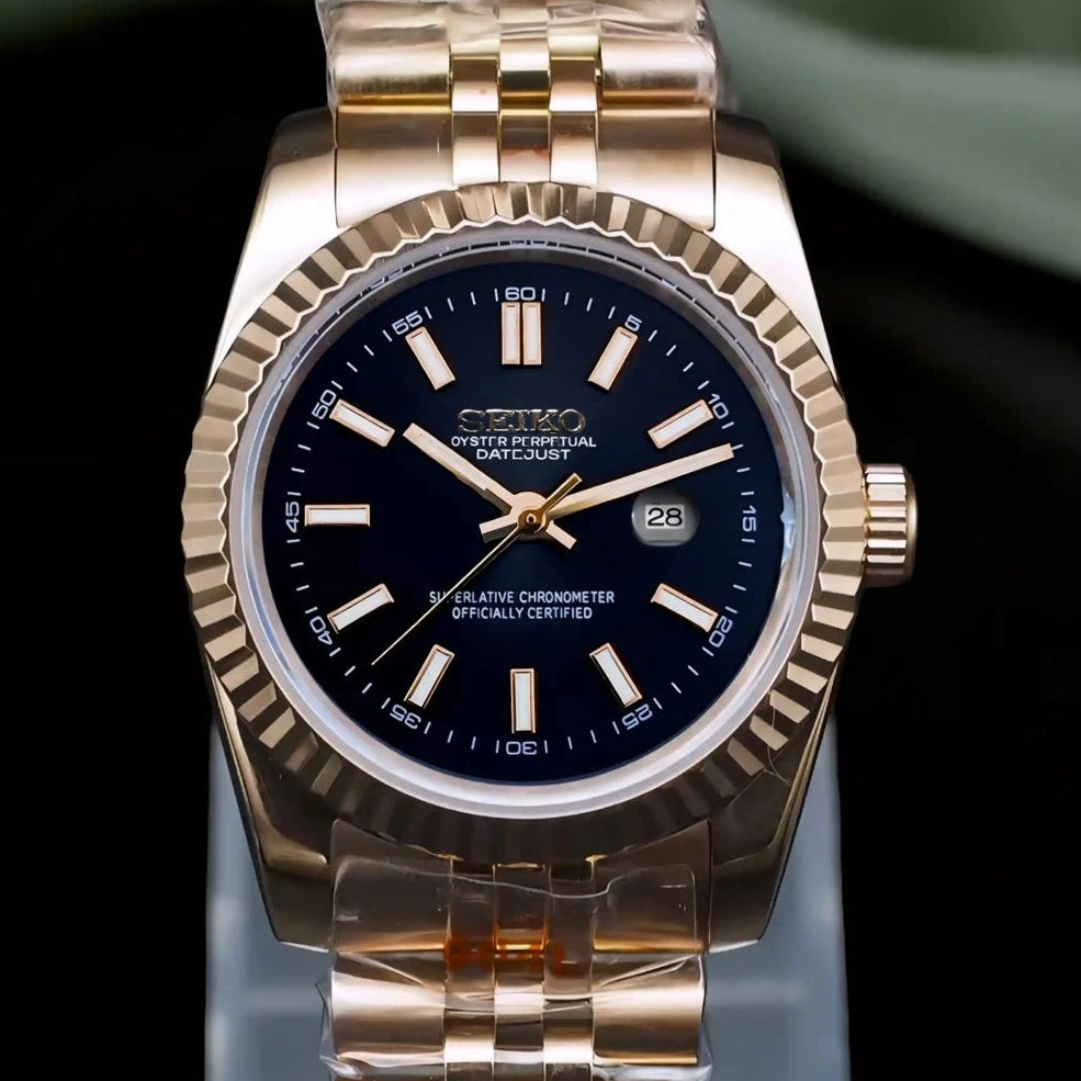 31mm Black dial with Rose Gold Band