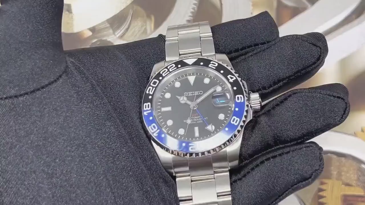 Seiko Batman - True GMT 4 Hand - NH34 - Blue and Black - 41mm - Stainless Steel - Automatic Custom Watch | Seiko Mod | Watch Mod