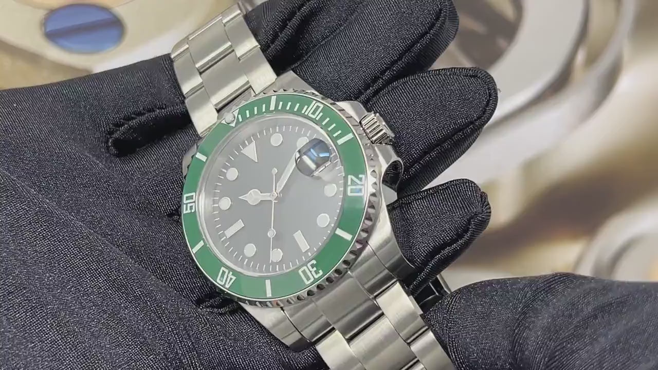 Custom Emerald Submariner | Green Watch | Dive Watch, Diver, Men Watch, Wristwatch, NH35 Automatic Watch, Green Bezel, Seiko Mod, Watch Mod