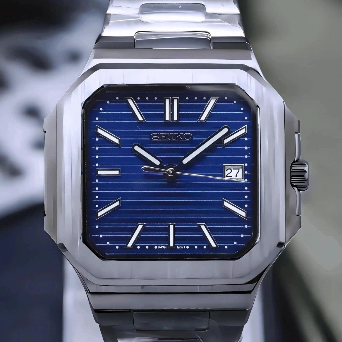 Blue dial with Silver band