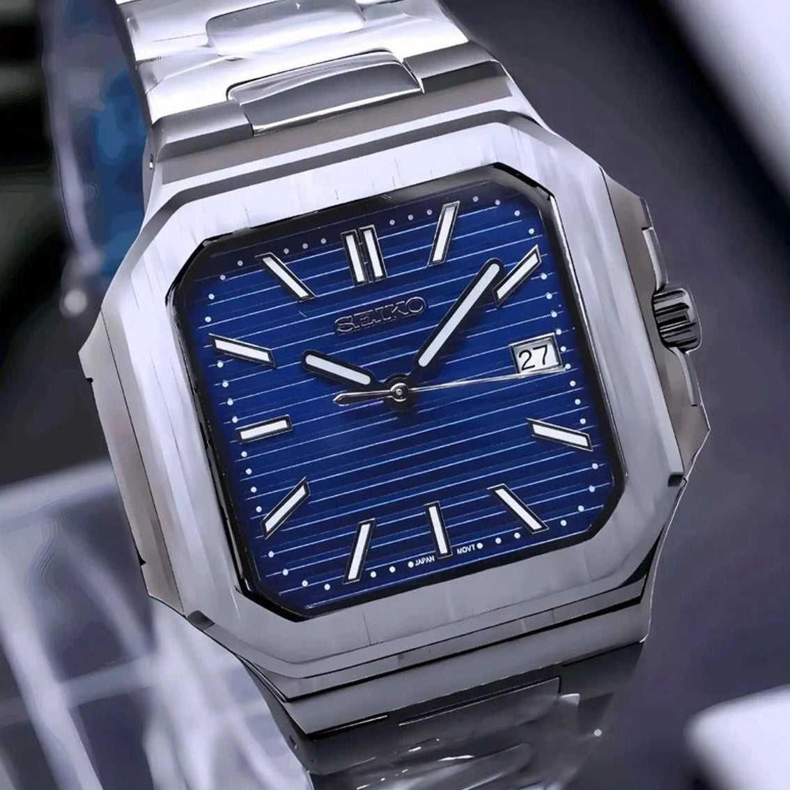 Blue dial with Silver band