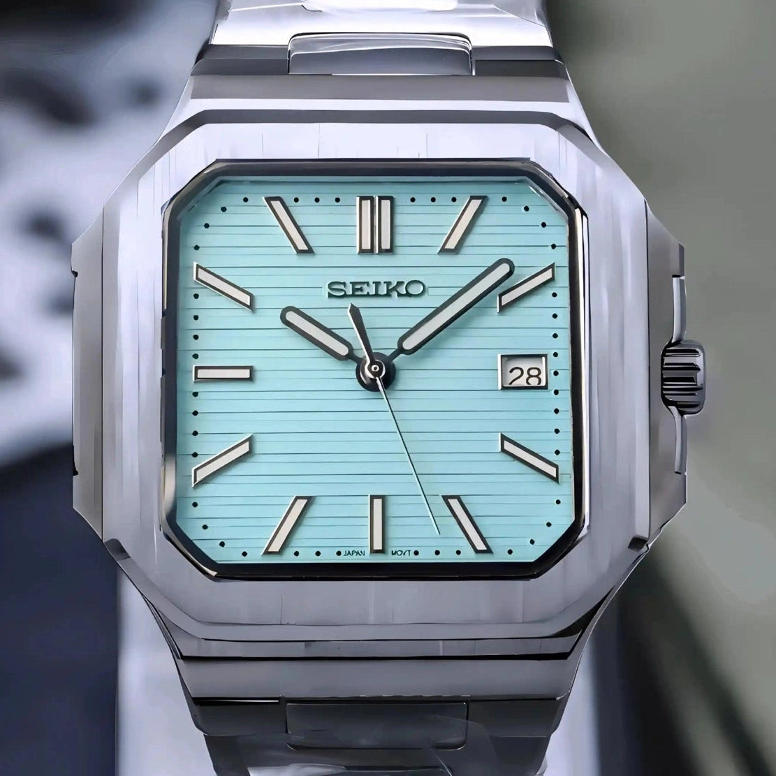Tiffany Blue dial with SIlver band