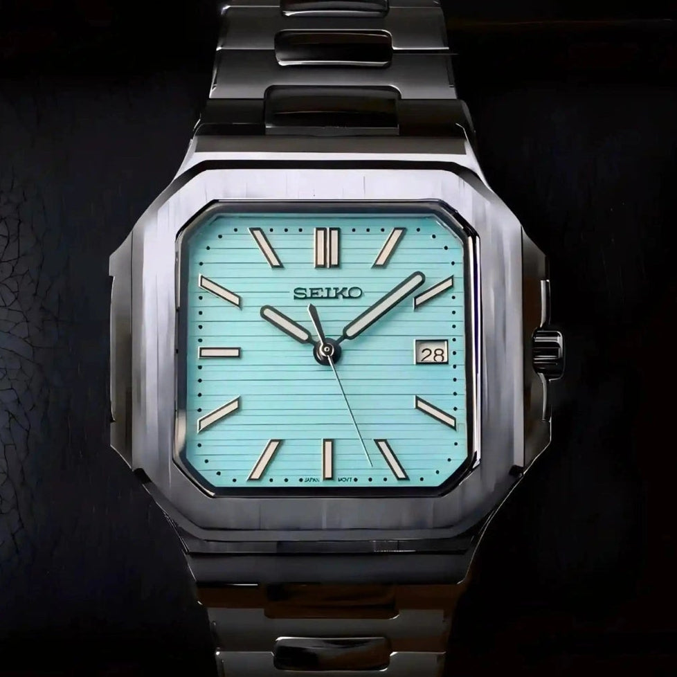 Tiffany Blue dial with SIlver band