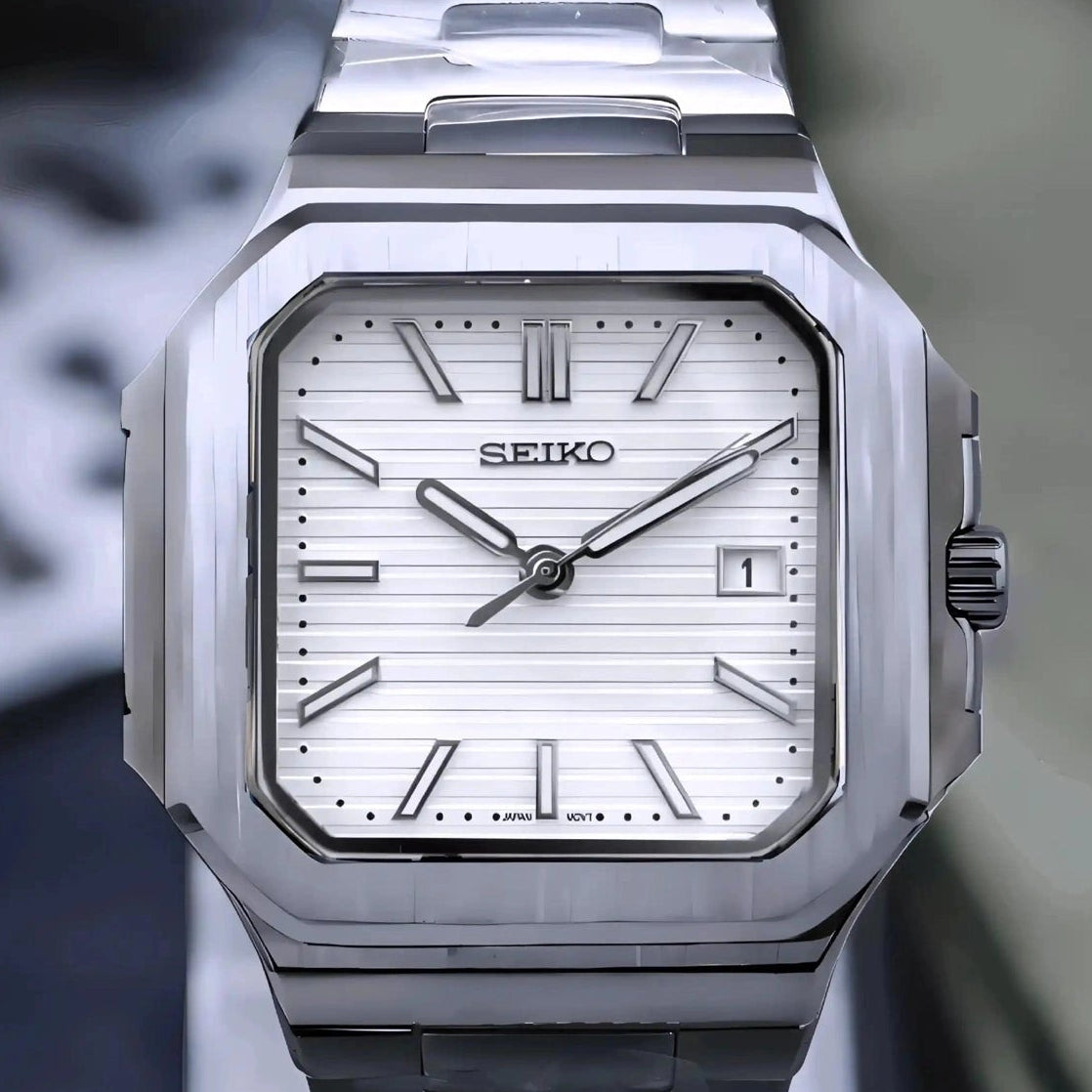 White dial with Silver Band