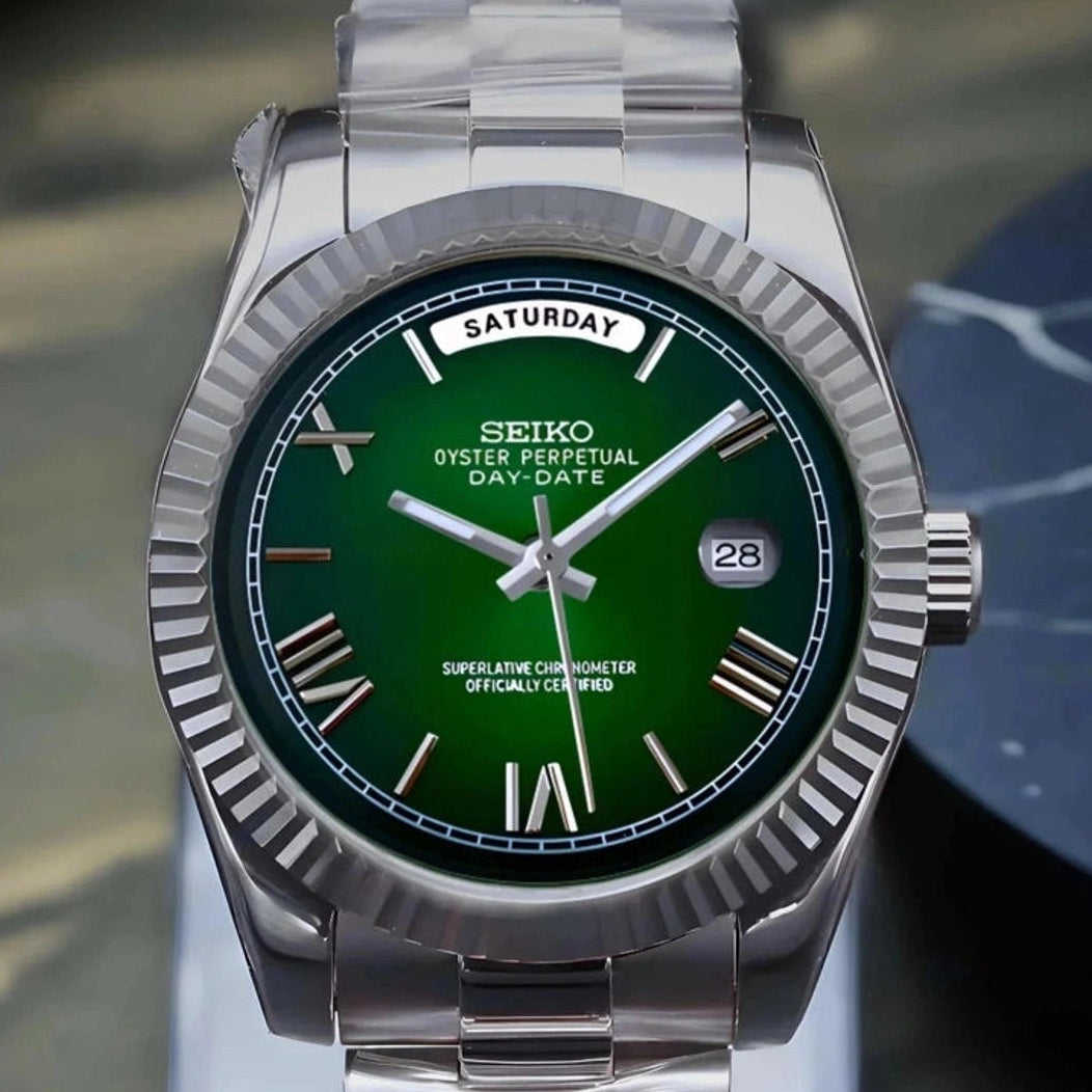 Day date roman dial with silver band