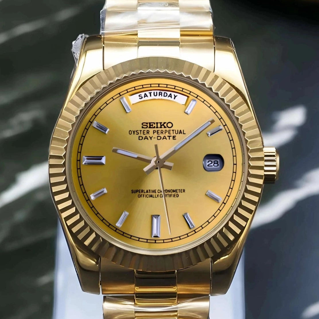 Gold Baguette dial with gold band
